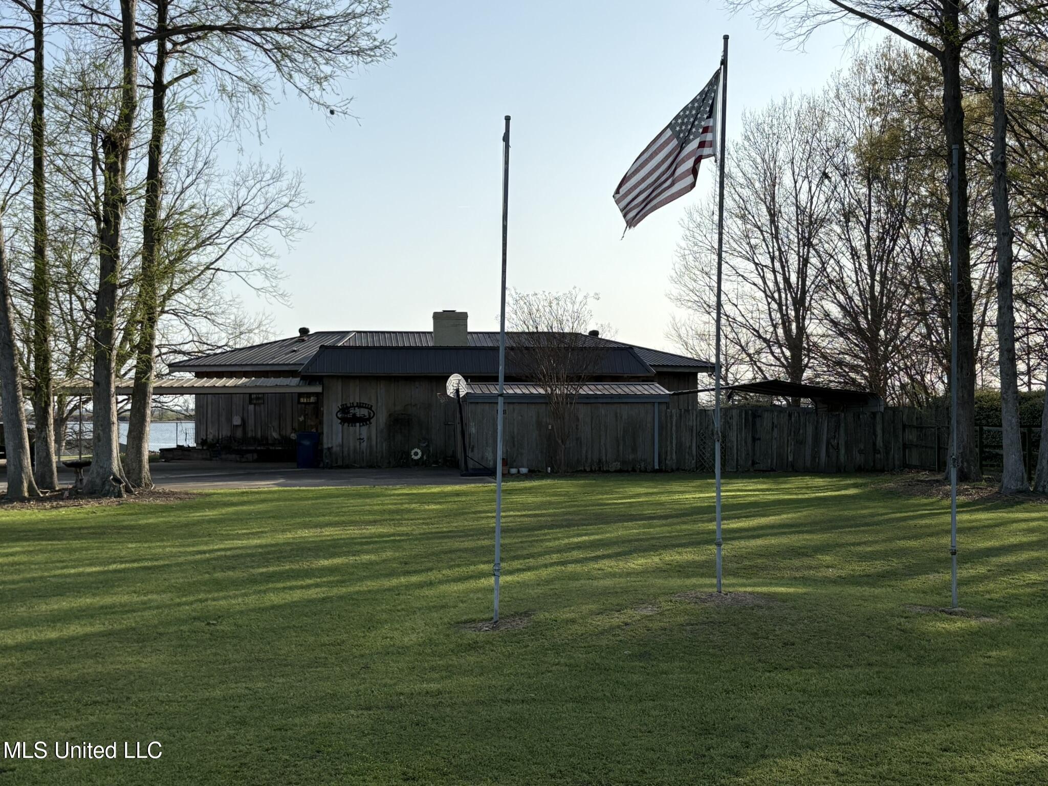 1181 Lakehall Road, Lake Village, Arkansas image 1
