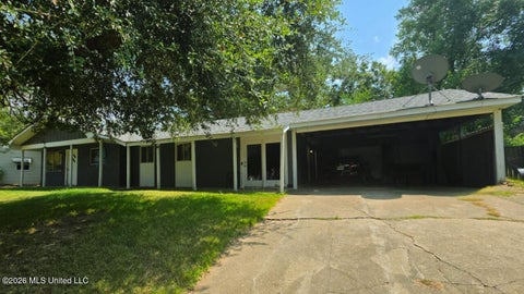Homes For Sale - 1009 Branch Street<br/> Hinds County, Jackson, MS 39212