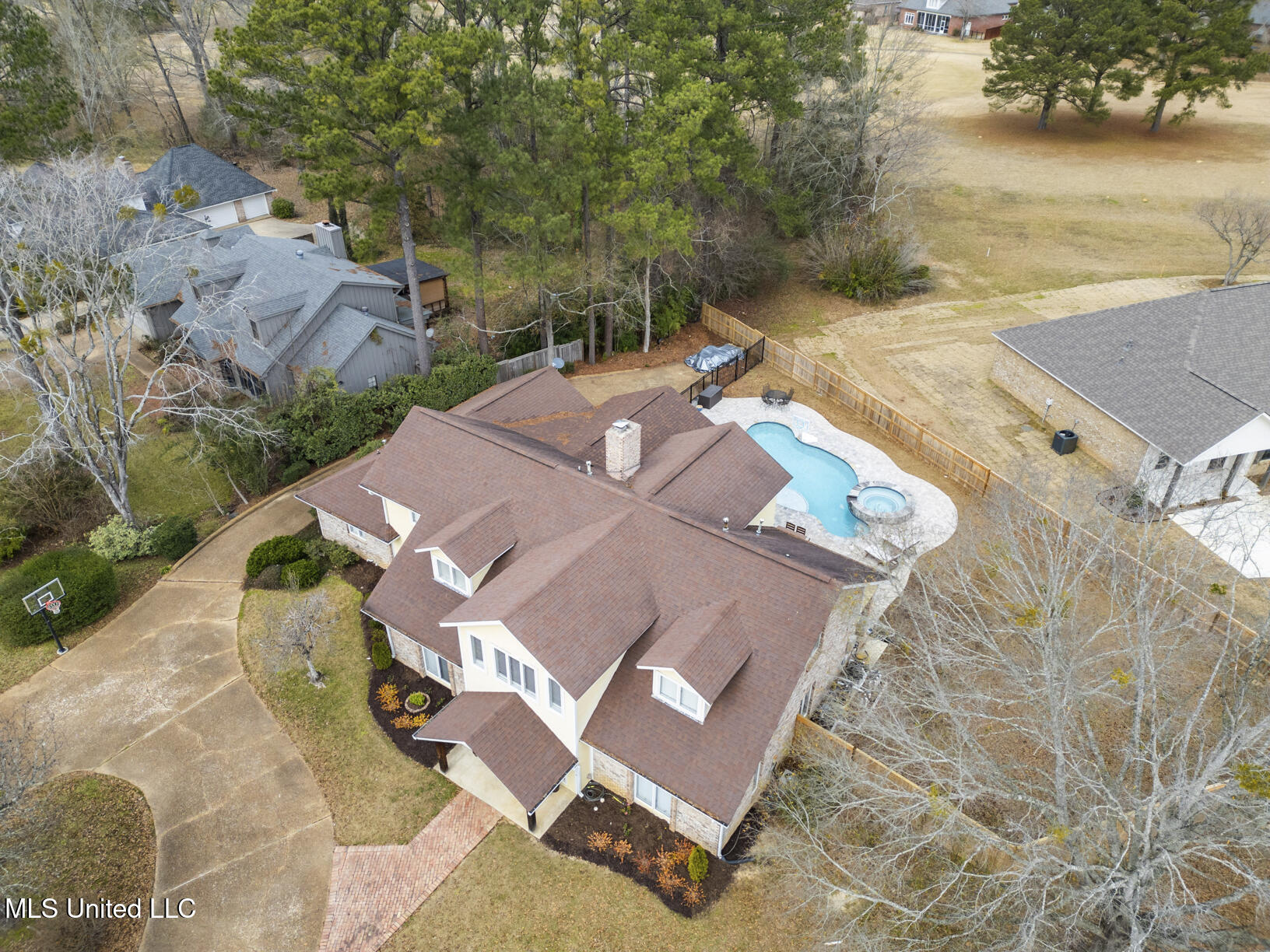 502 Fawn Cove, Canton, Mississippi image 2