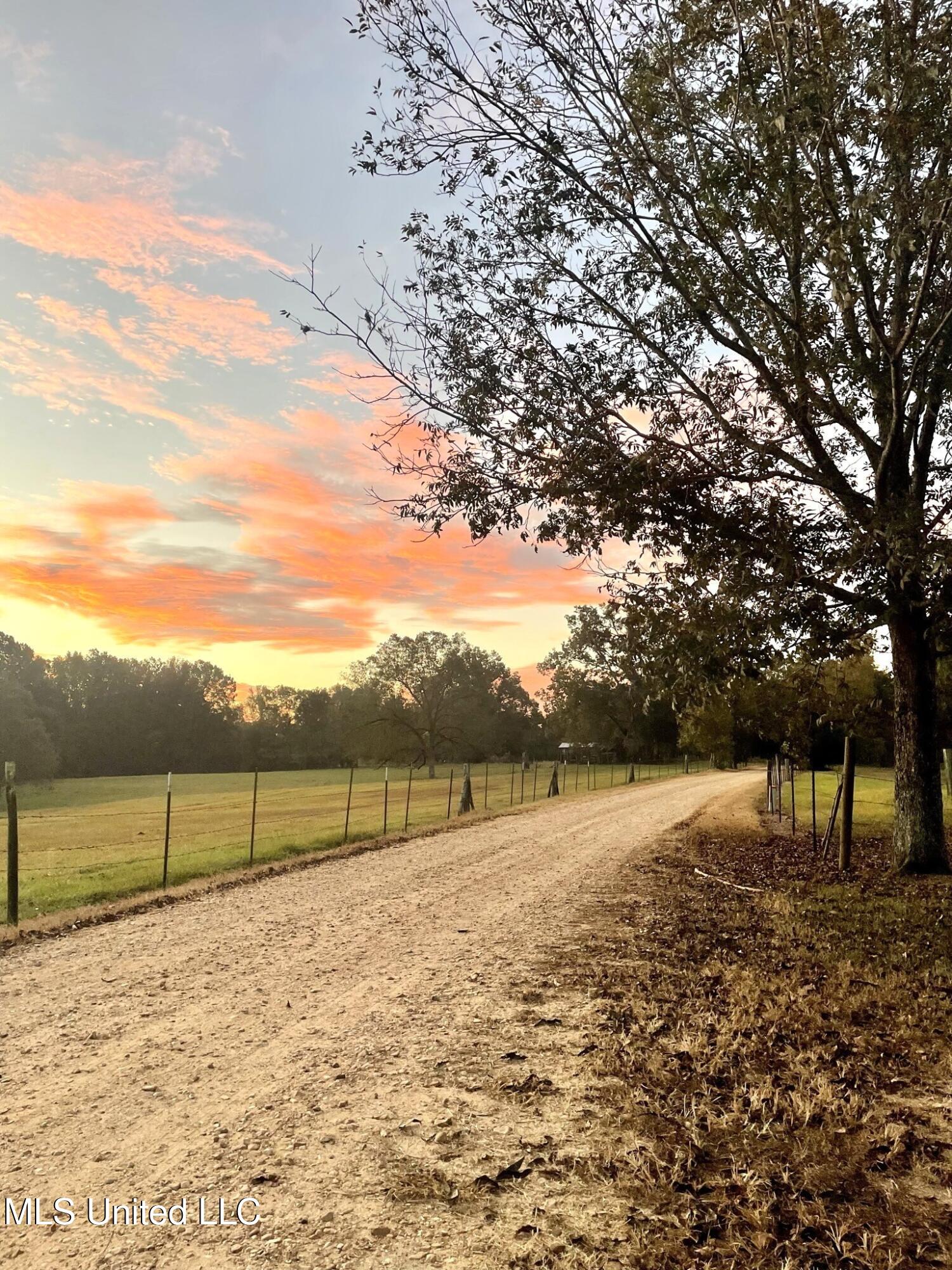 30 Hawkins Road, Natchez, Mississippi image 20