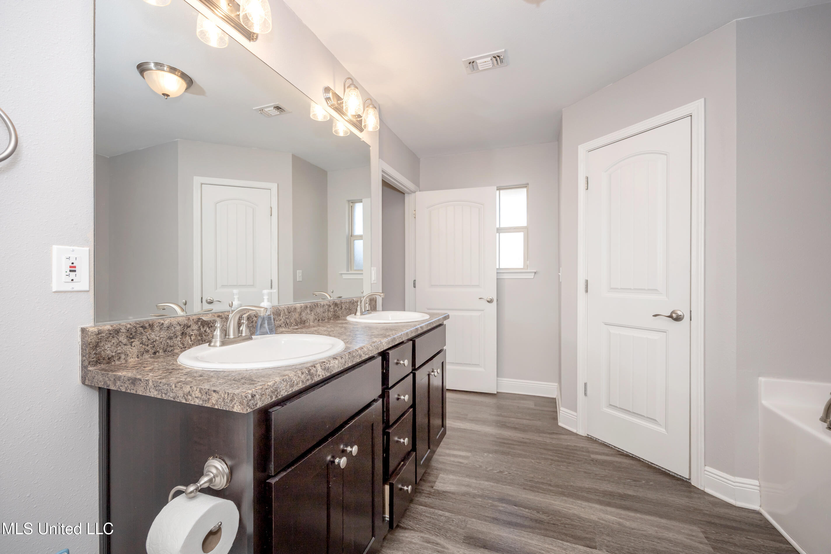 137 Oystercatcher Cove, Ocean Springs, Mississippi image 46