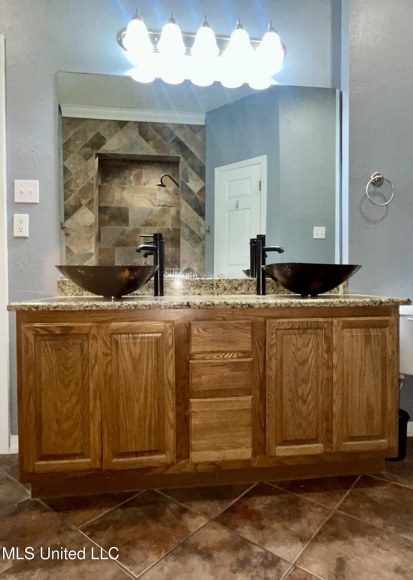 142 Pine Grove Avenue, Biloxi, Mississippi image 29