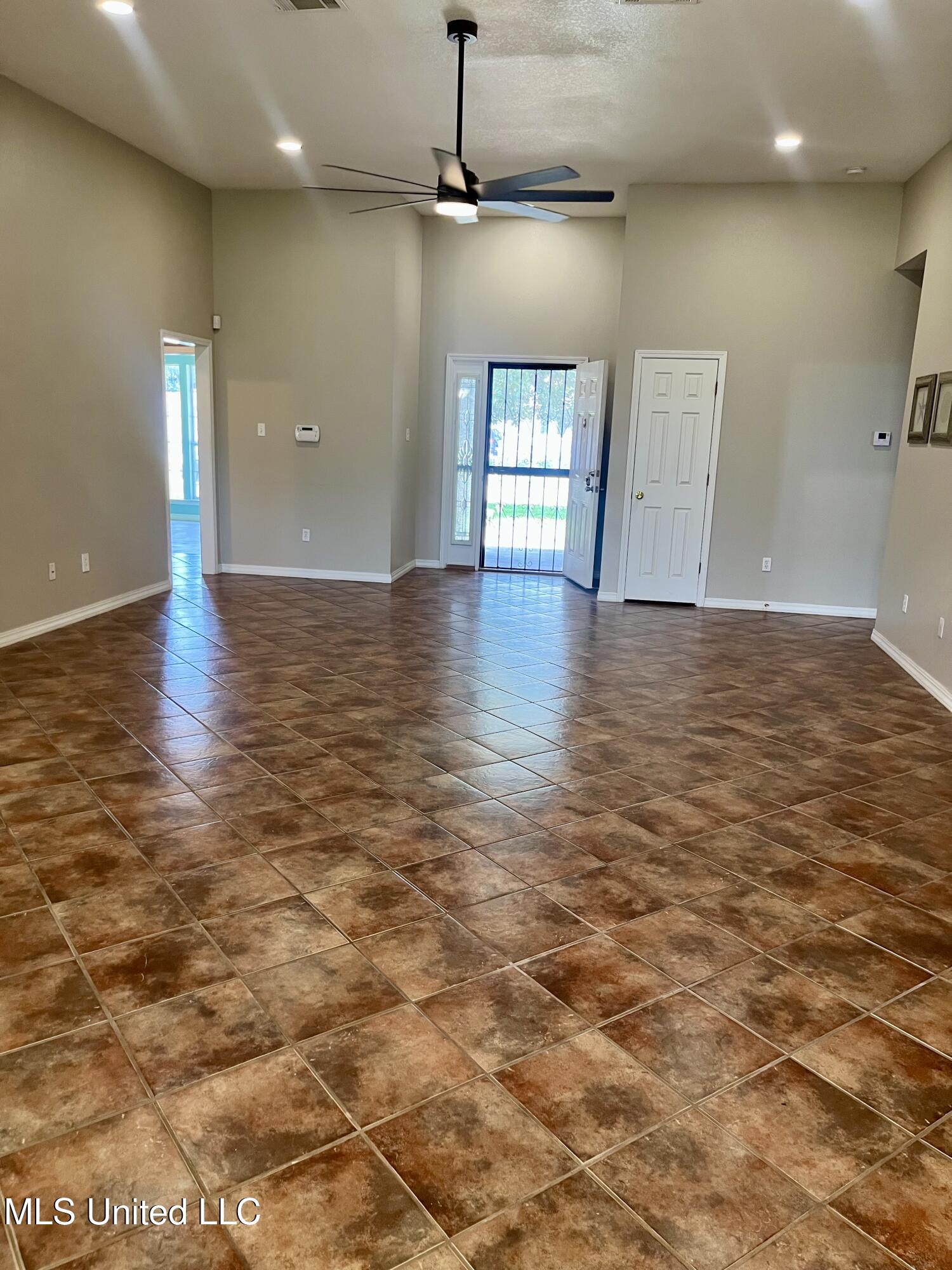 142 Pine Grove Avenue, Biloxi, Mississippi image 9