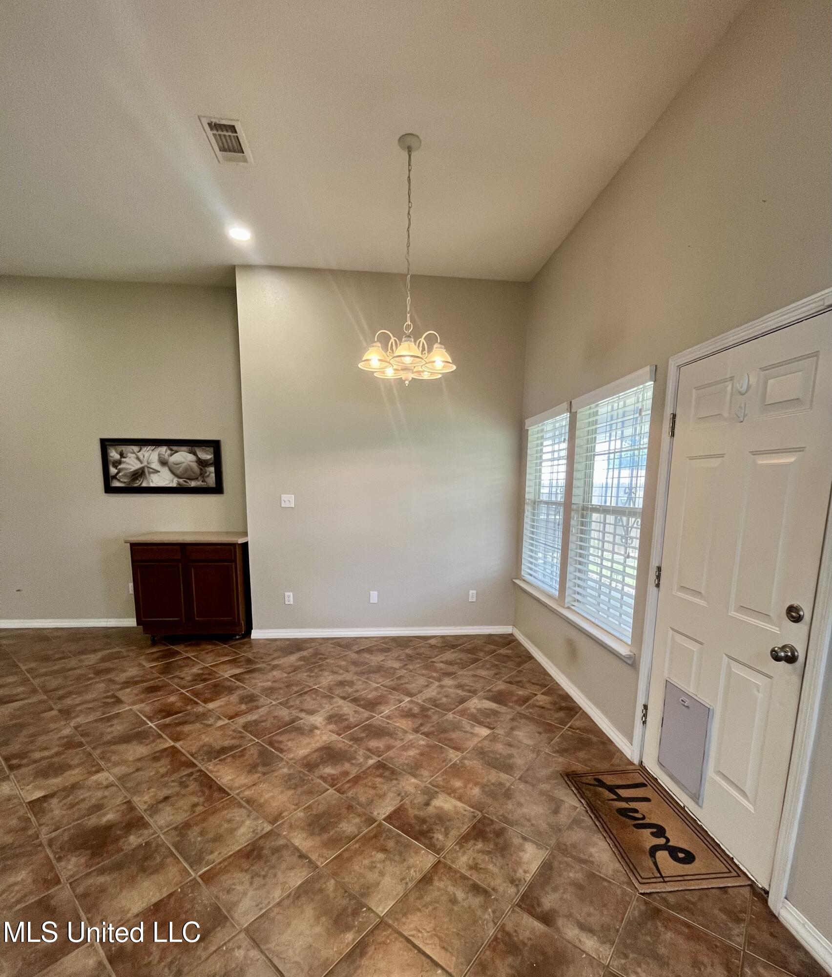 142 Pine Grove Avenue, Biloxi, Mississippi image 6