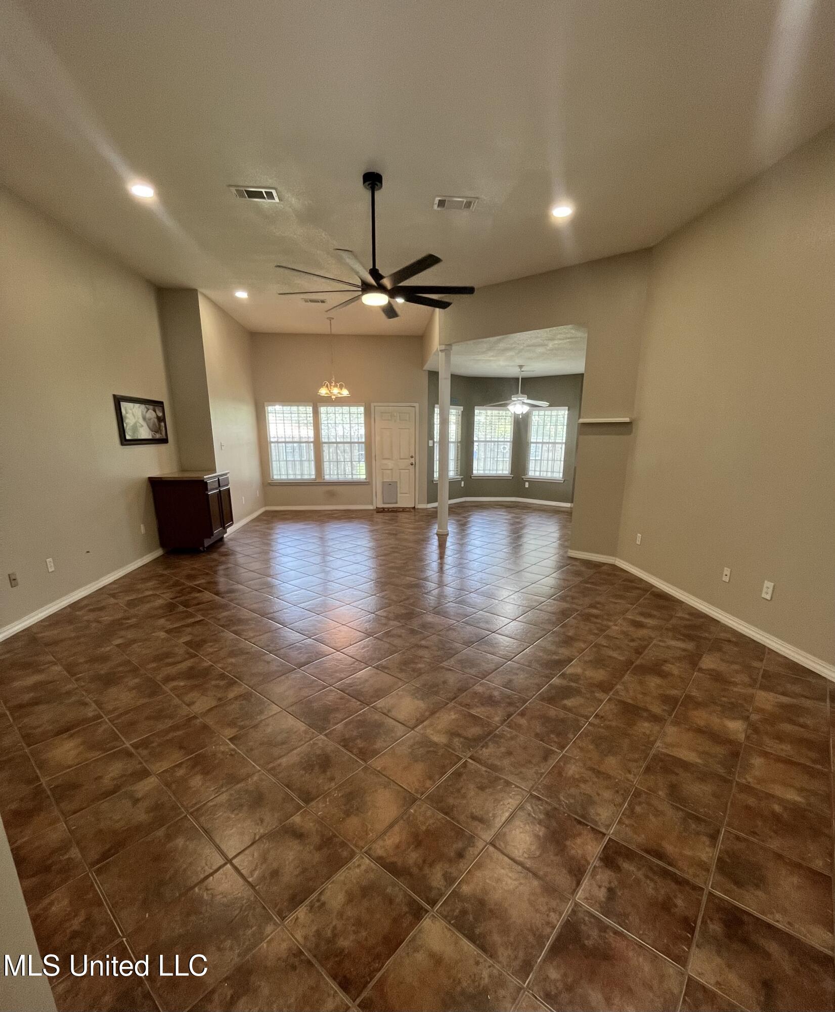 142 Pine Grove Avenue, Biloxi, Mississippi image 3