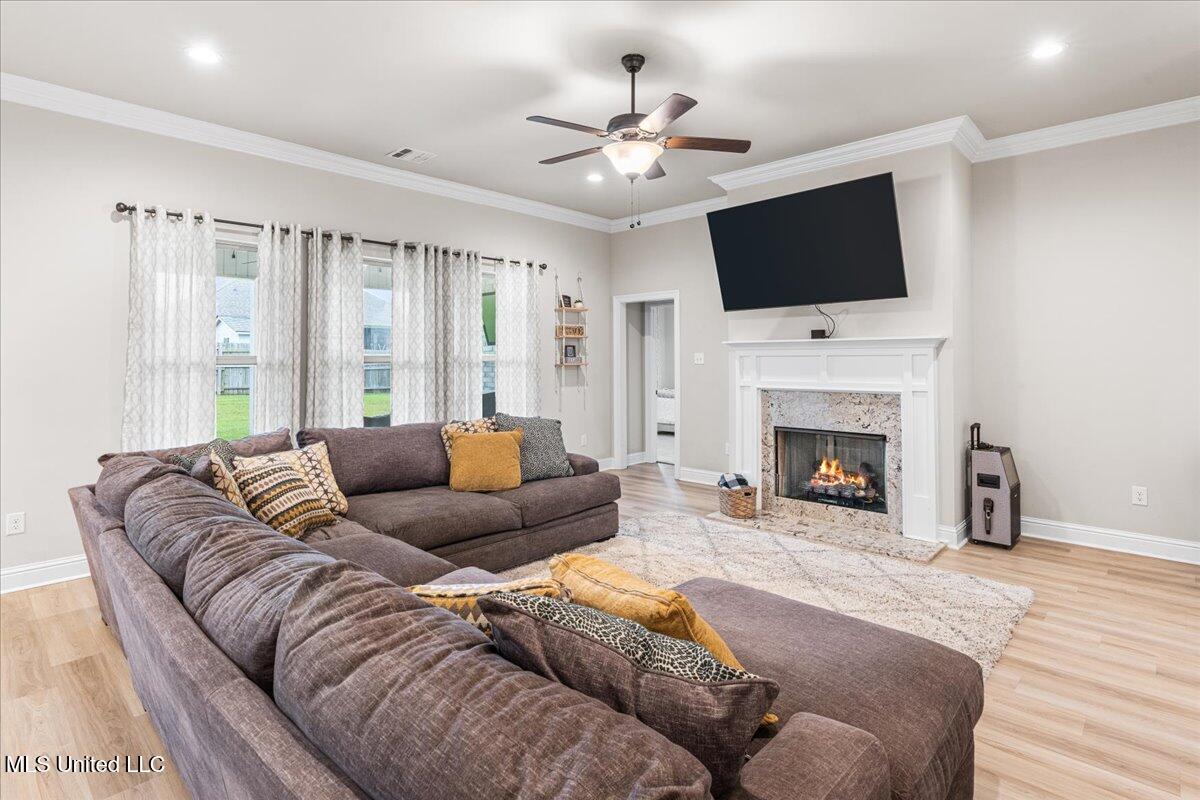 1029 Castine Pointe Boulevard, Long Beach, Mississippi image 4