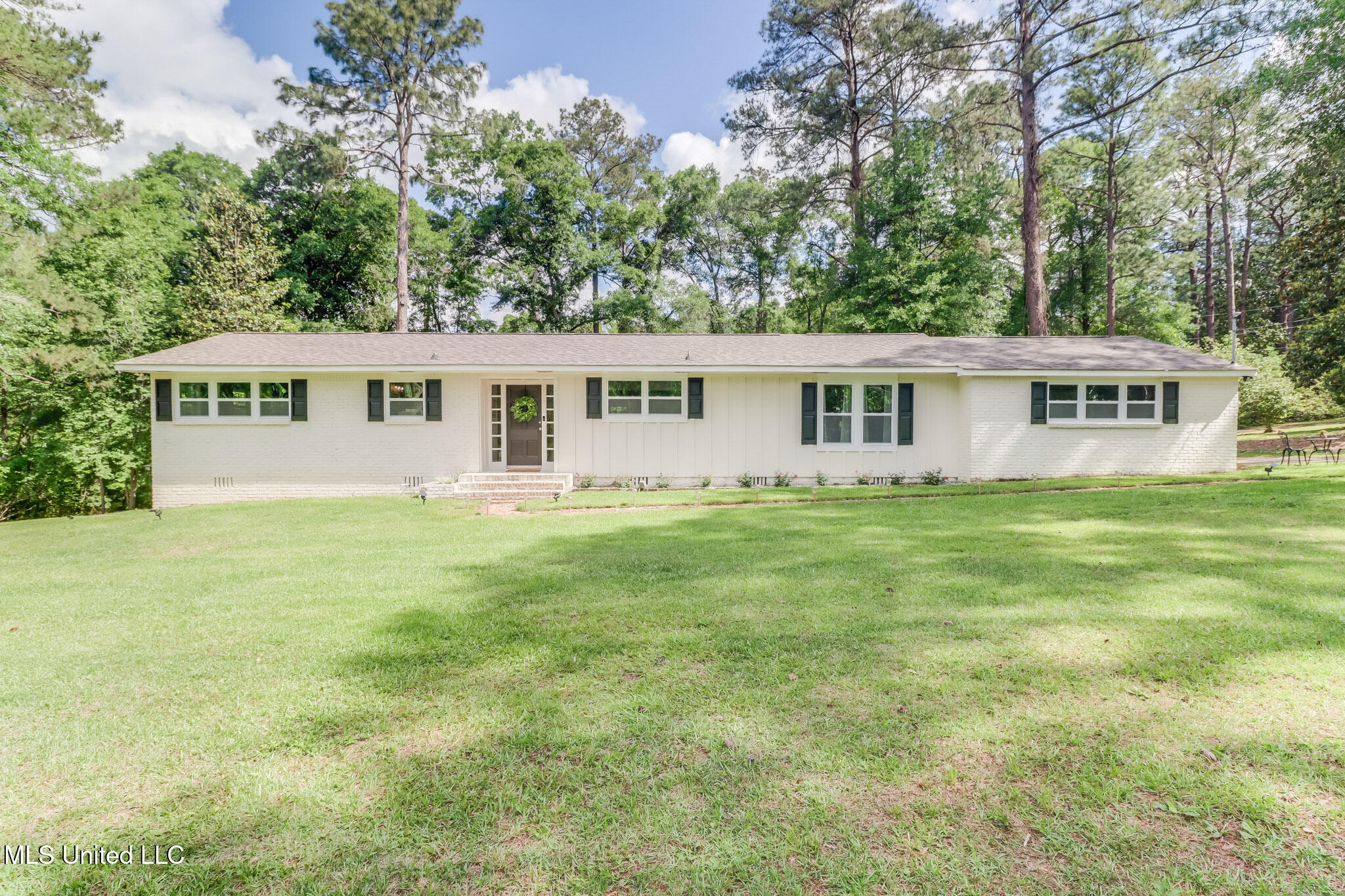 34 Oak Street, Lucedale, Mississippi image 1