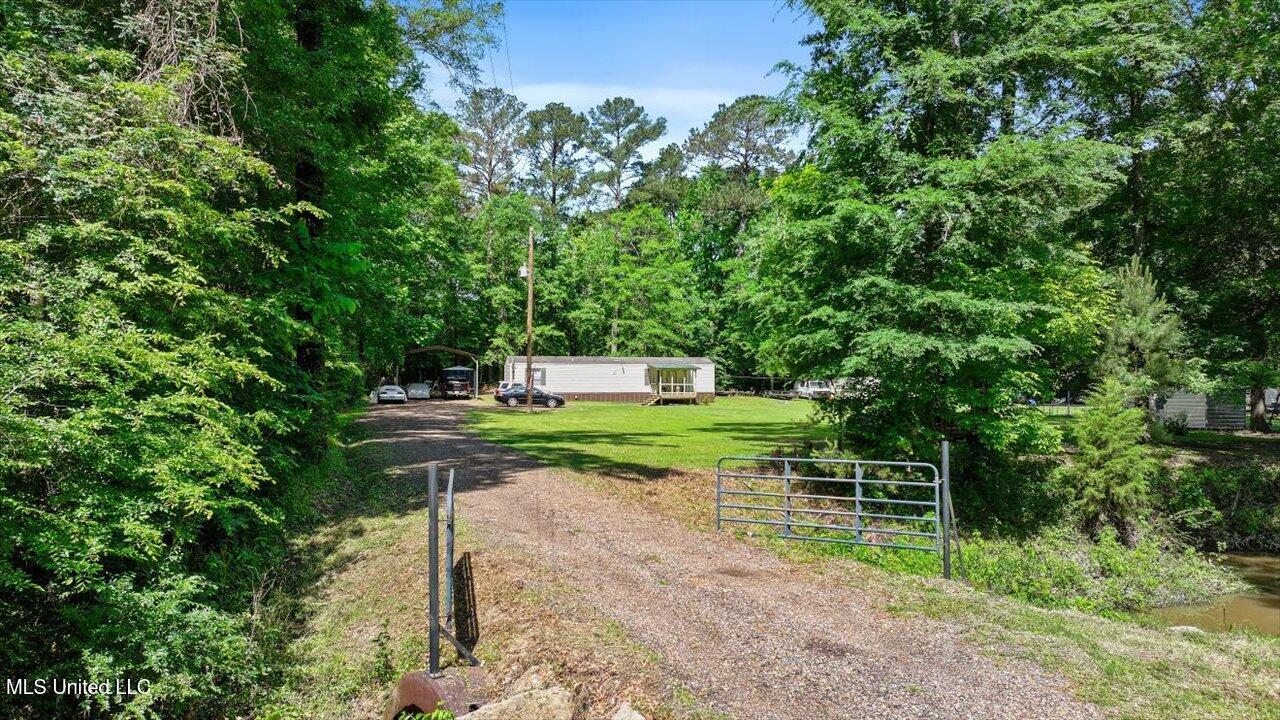 138 Wesley Street, Florence, Mississippi image 1