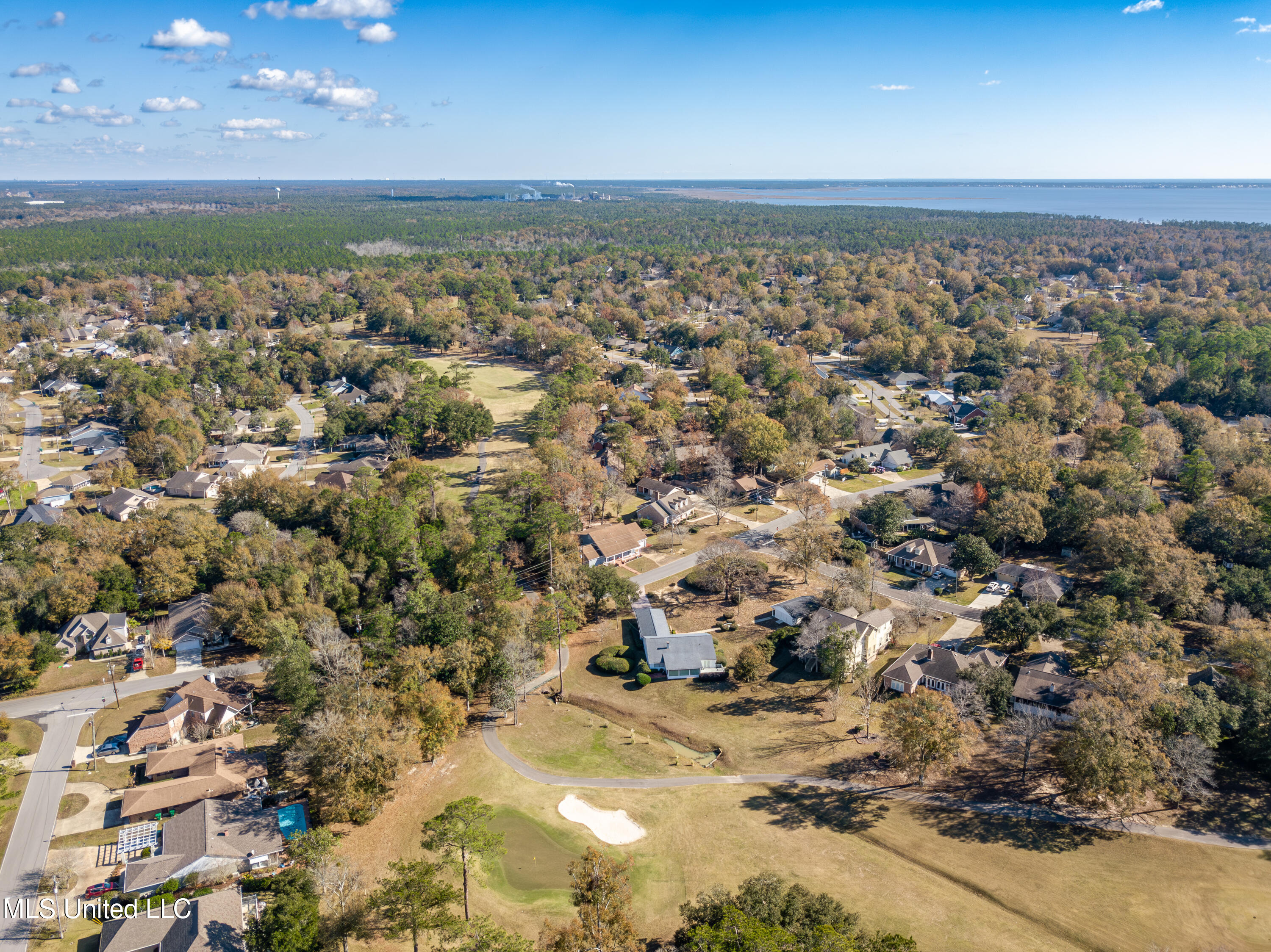 7824 Alawai Avenue, Diamondhead, Mississippi image 9