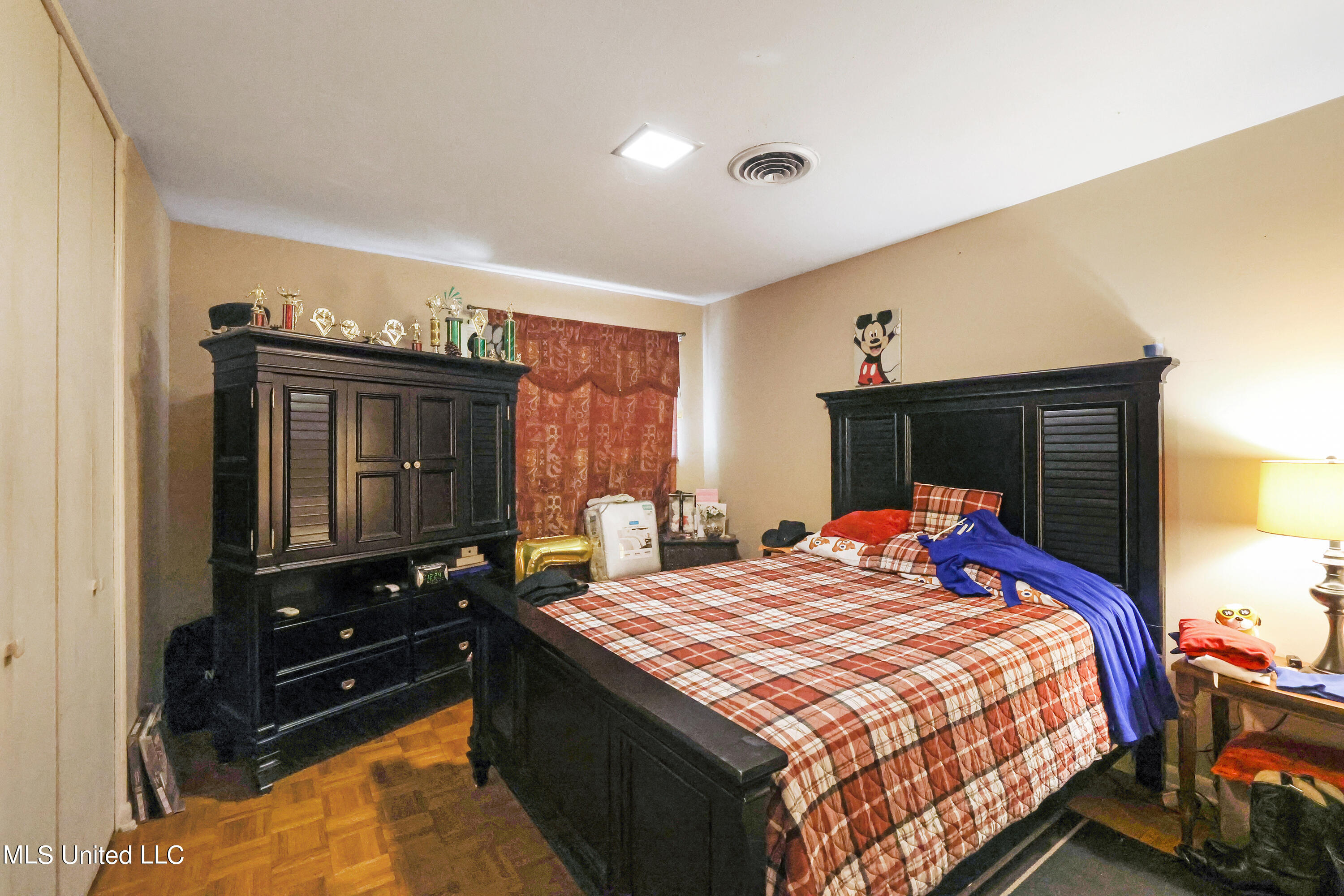 5856 Medallion Drive, Jackson, Mississippi image 24