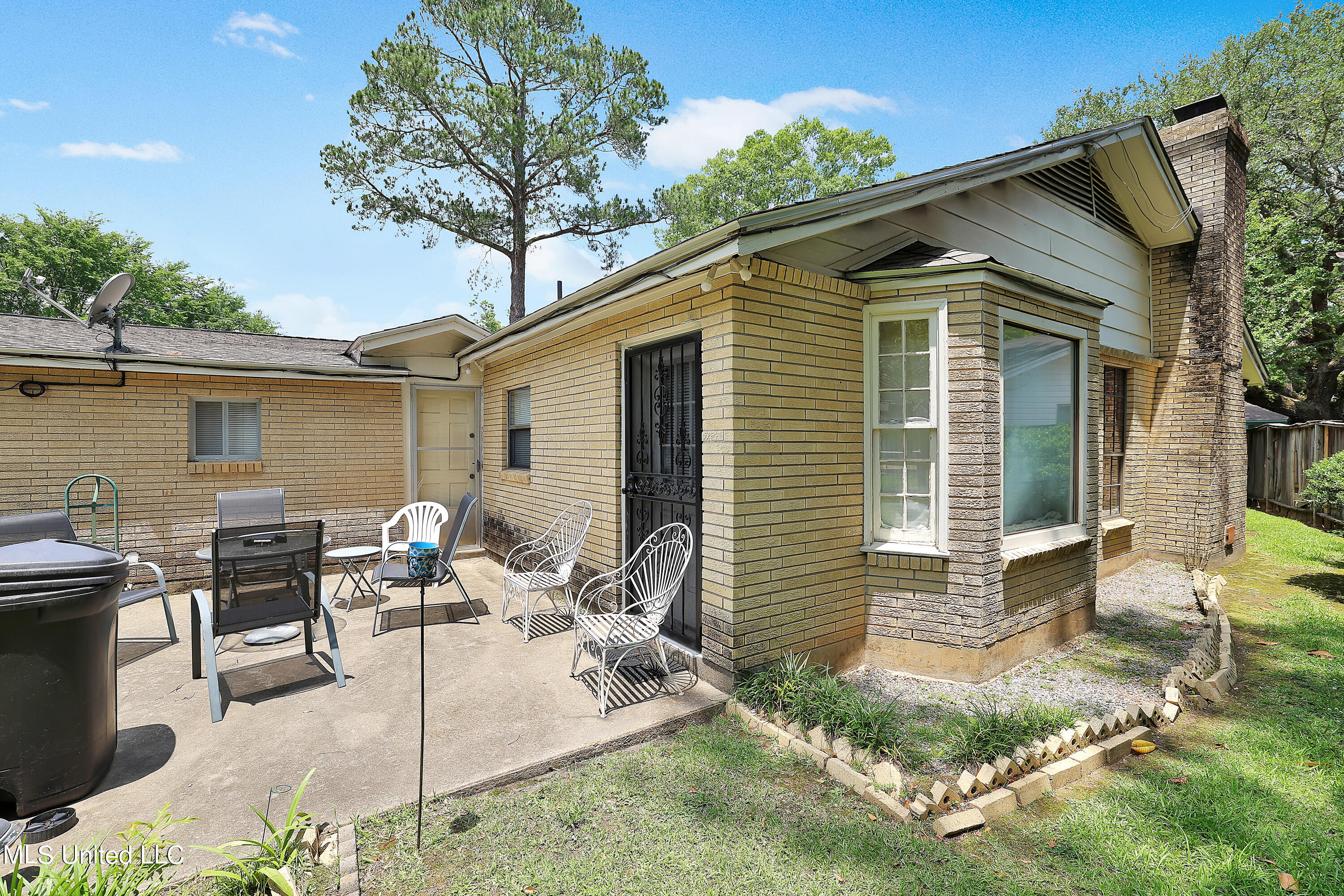 5856 Medallion Drive, Jackson, Mississippi image 36