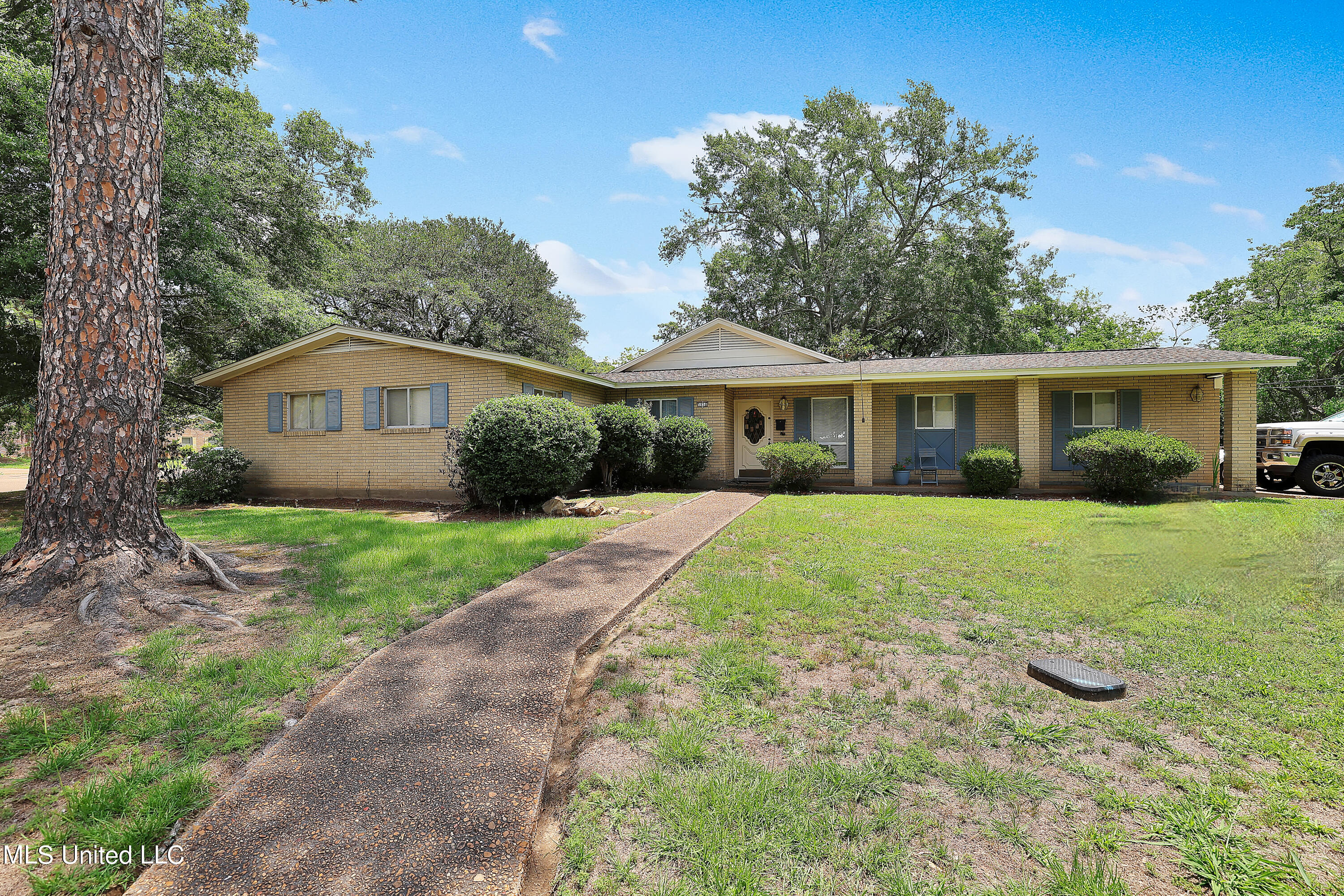 5856 Medallion Drive, Jackson, Mississippi image 41