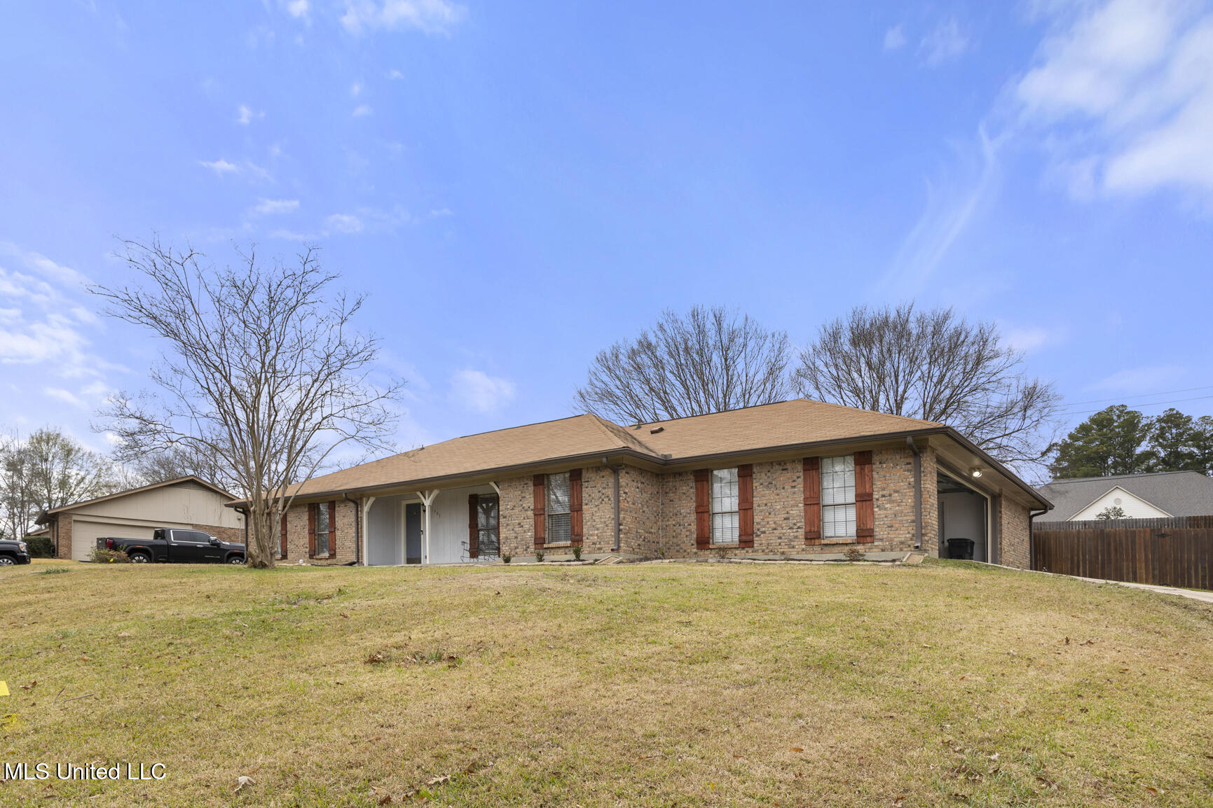 1203 Dartmoor Drive, Clinton, Mississippi image 25