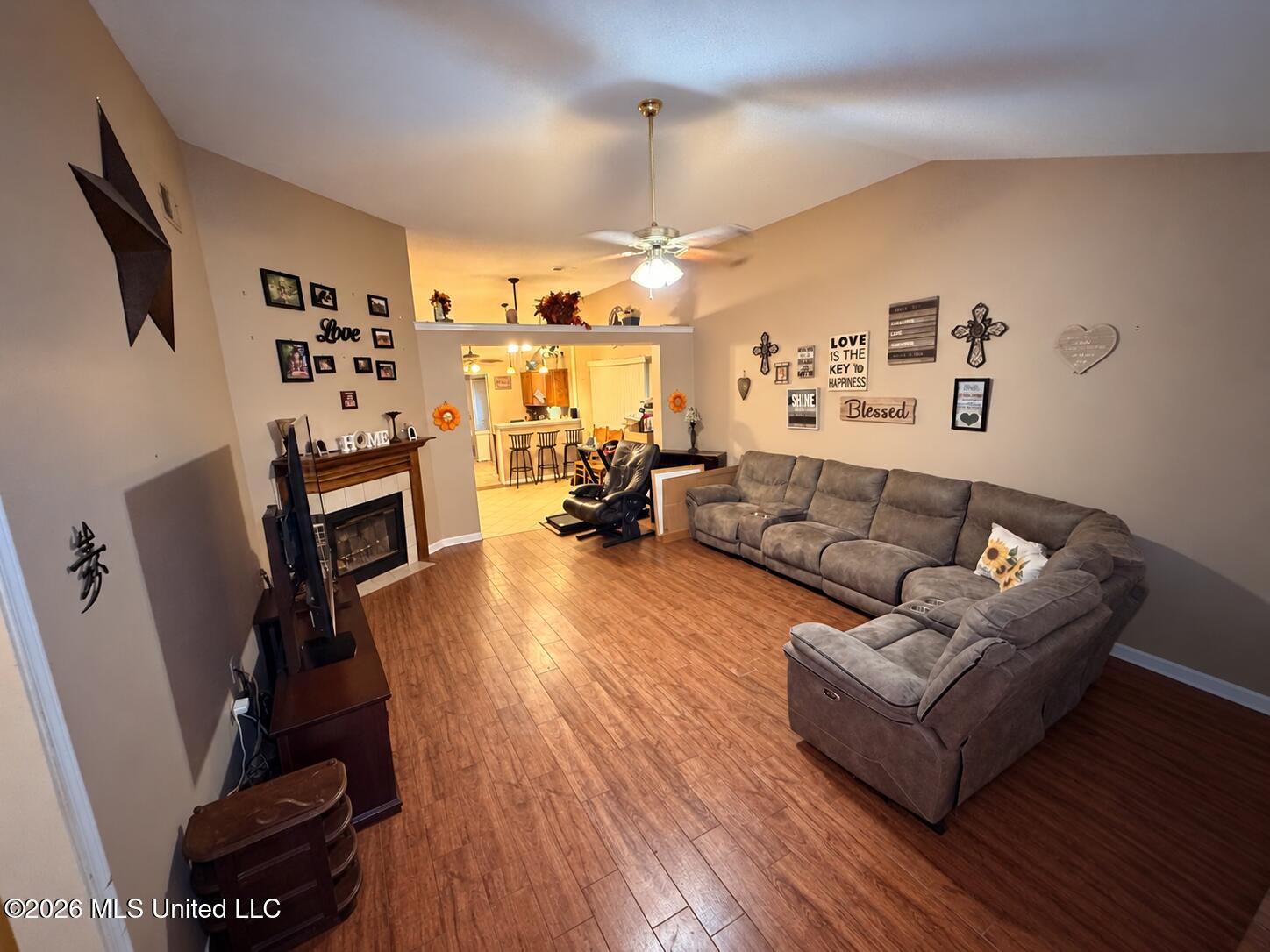 5424 Gibbons Cove