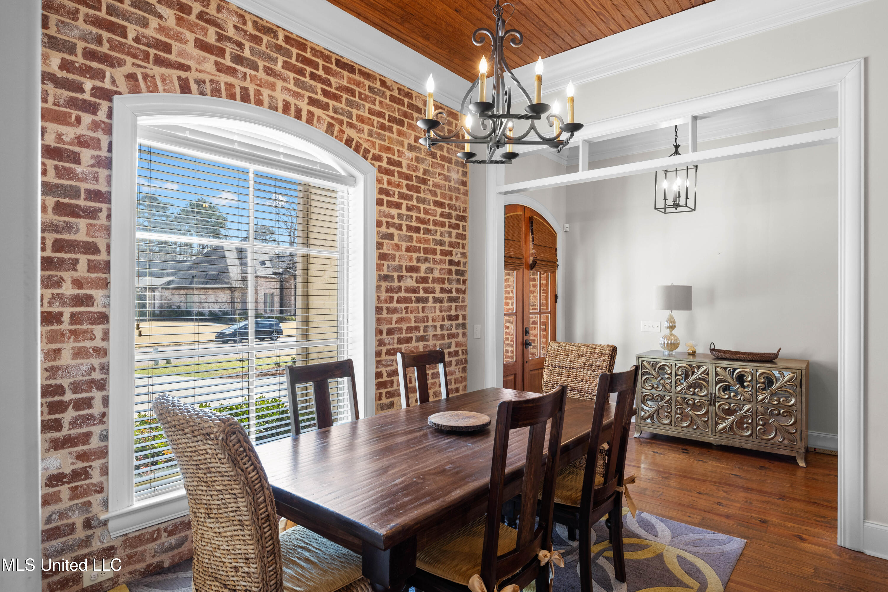 605 N Chickasaw Drive, Flowood, Mississippi image 7
