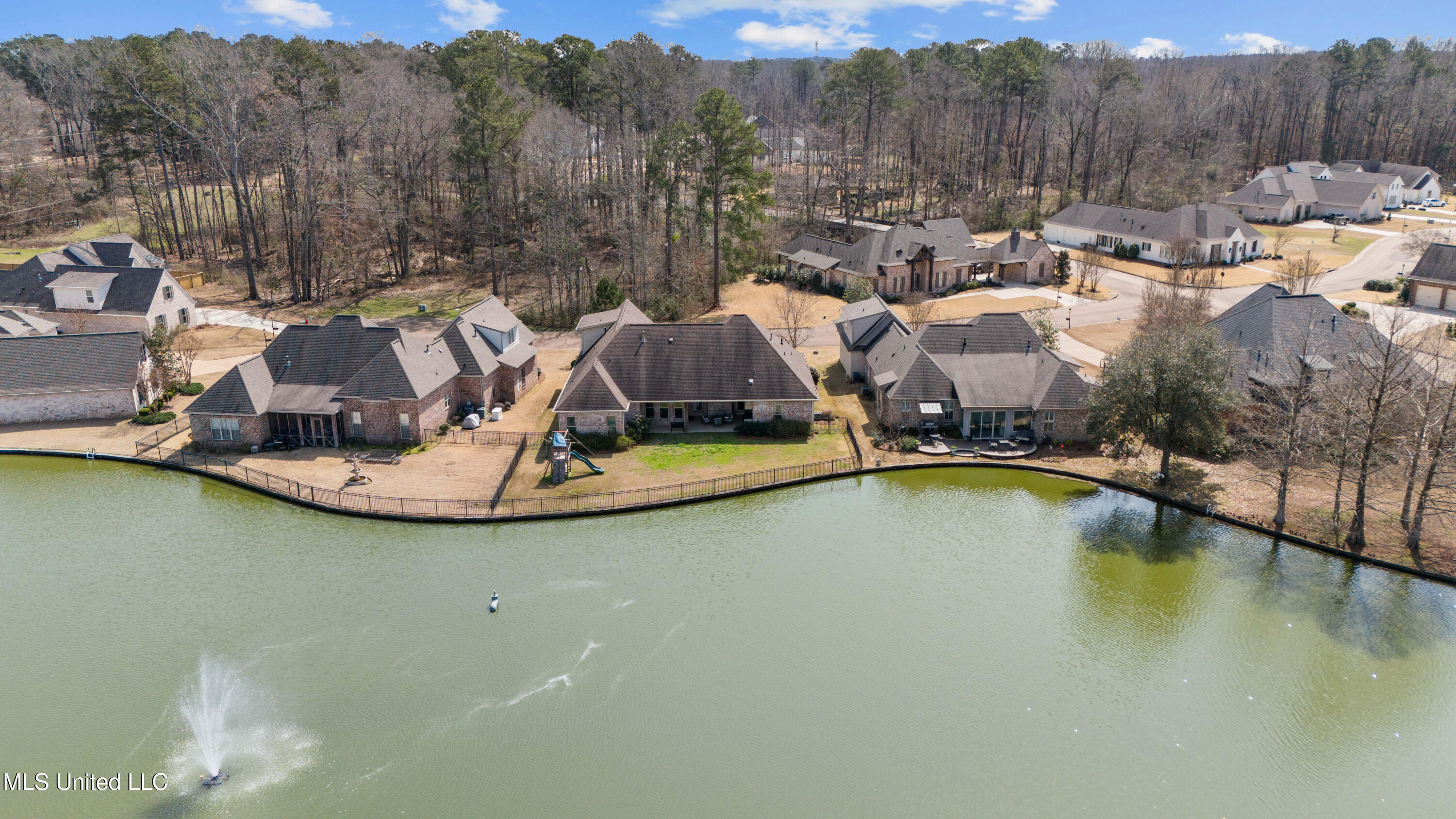 605 N Chickasaw Drive, Flowood, Mississippi image 37