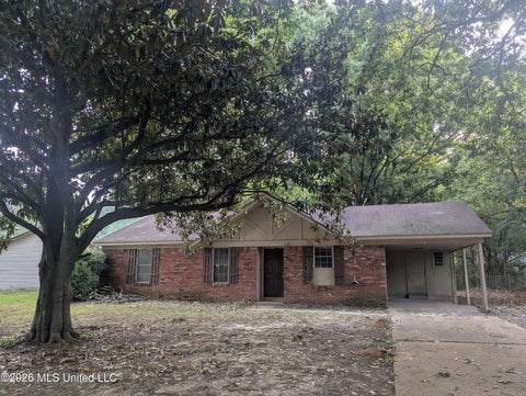 Homes For Rent - 5738 Blue Lake Cove<br/> Desoto County, Horn Lake, MS 38637