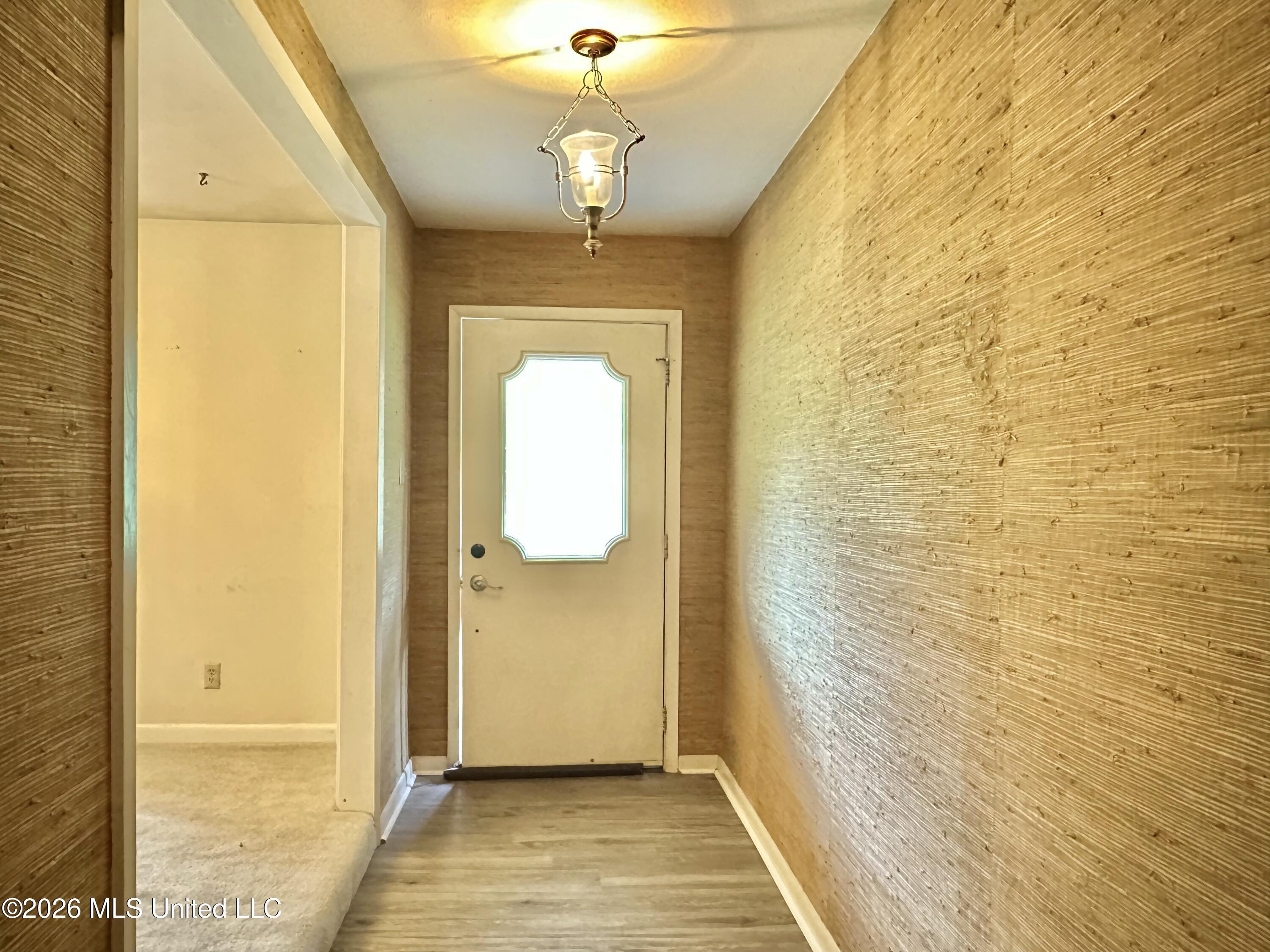 116 Rollingwood Drive