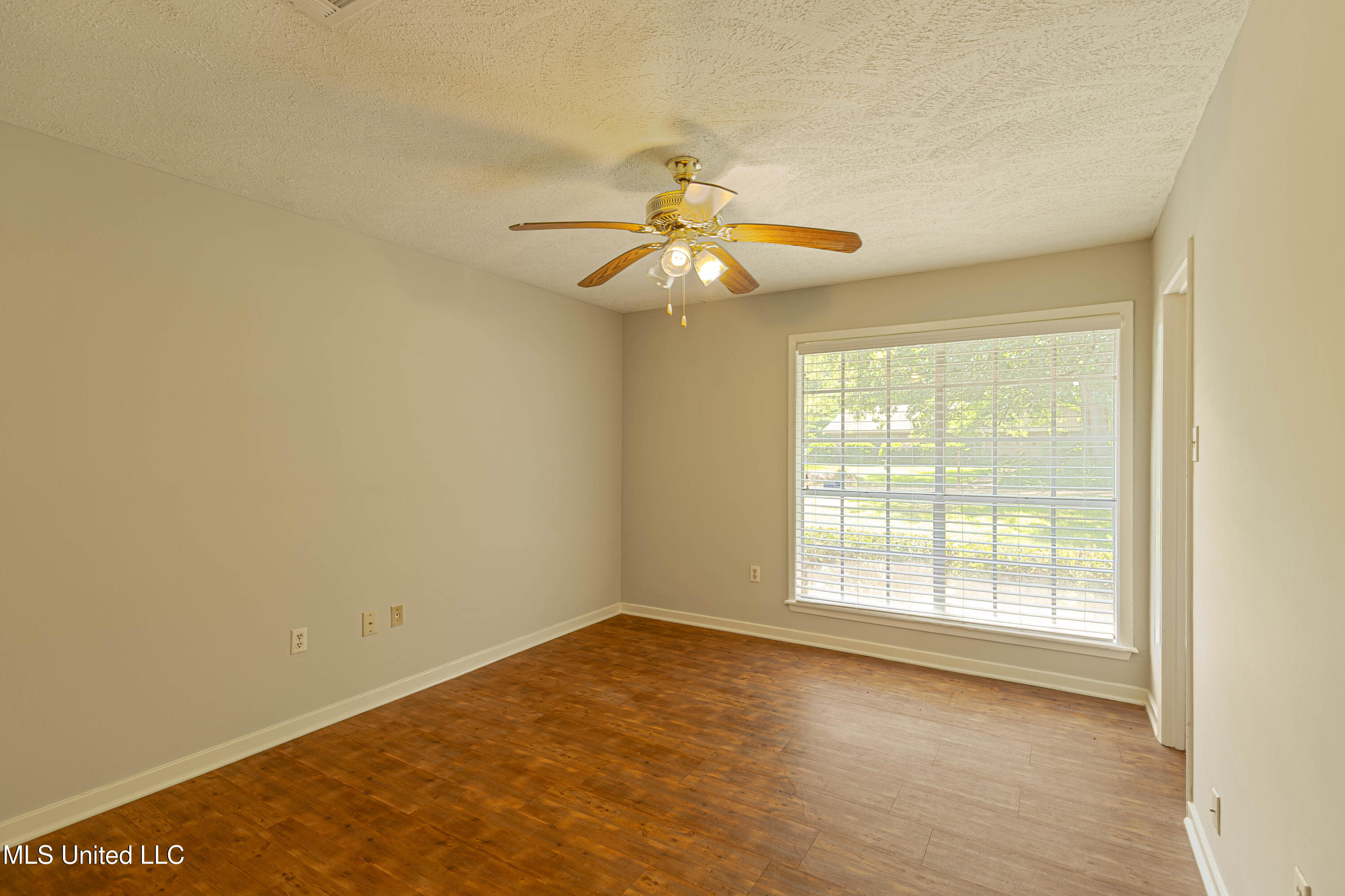 101 Pine Cove, Clinton, Mississippi image 29