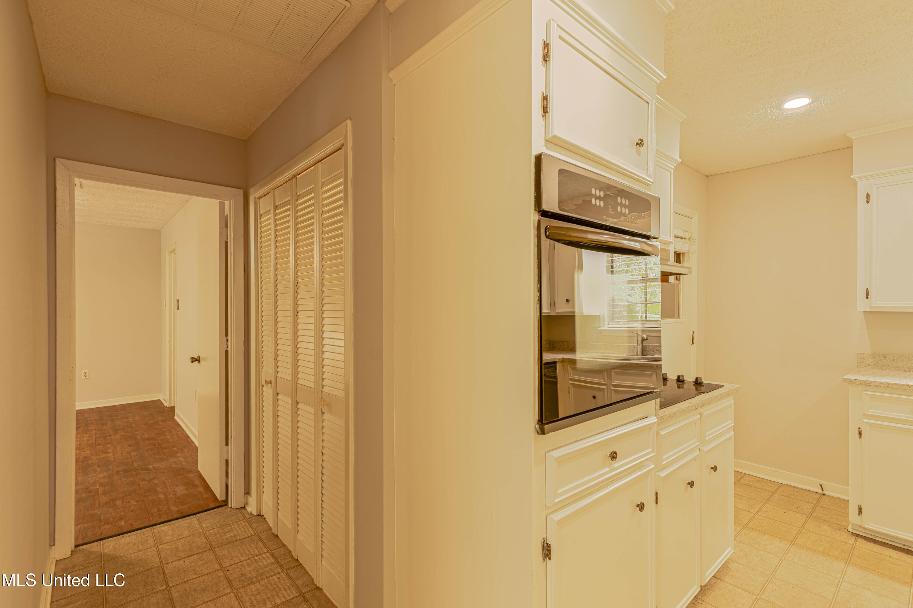 101 Pine Cove, Clinton, Mississippi image 17