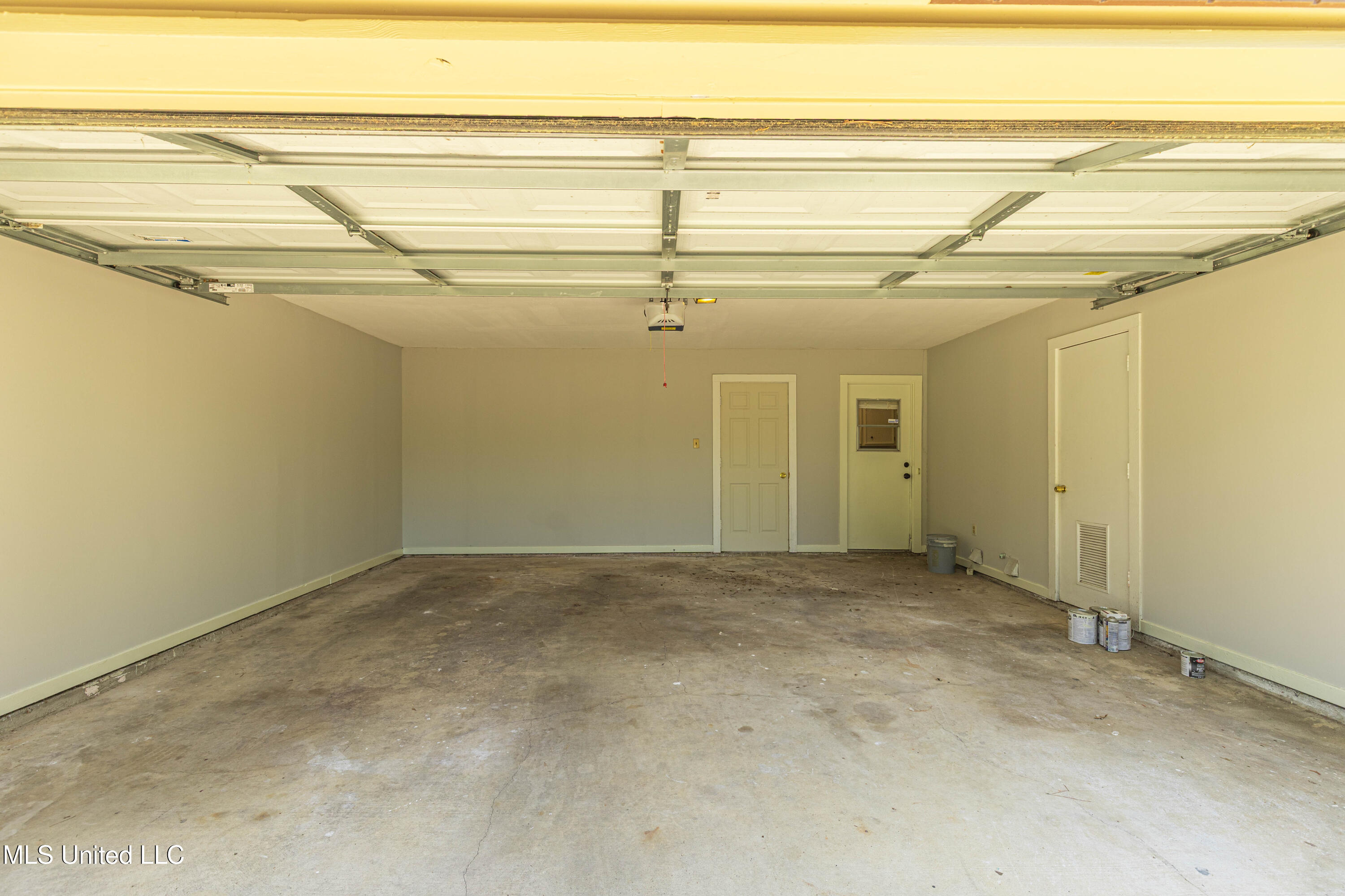 101 Pine Cove, Clinton, Mississippi image 35