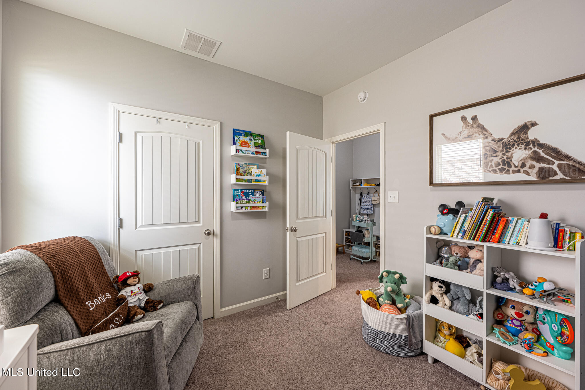 6750 Whooper Swan Drive, Olive Branch, Mississippi image 12