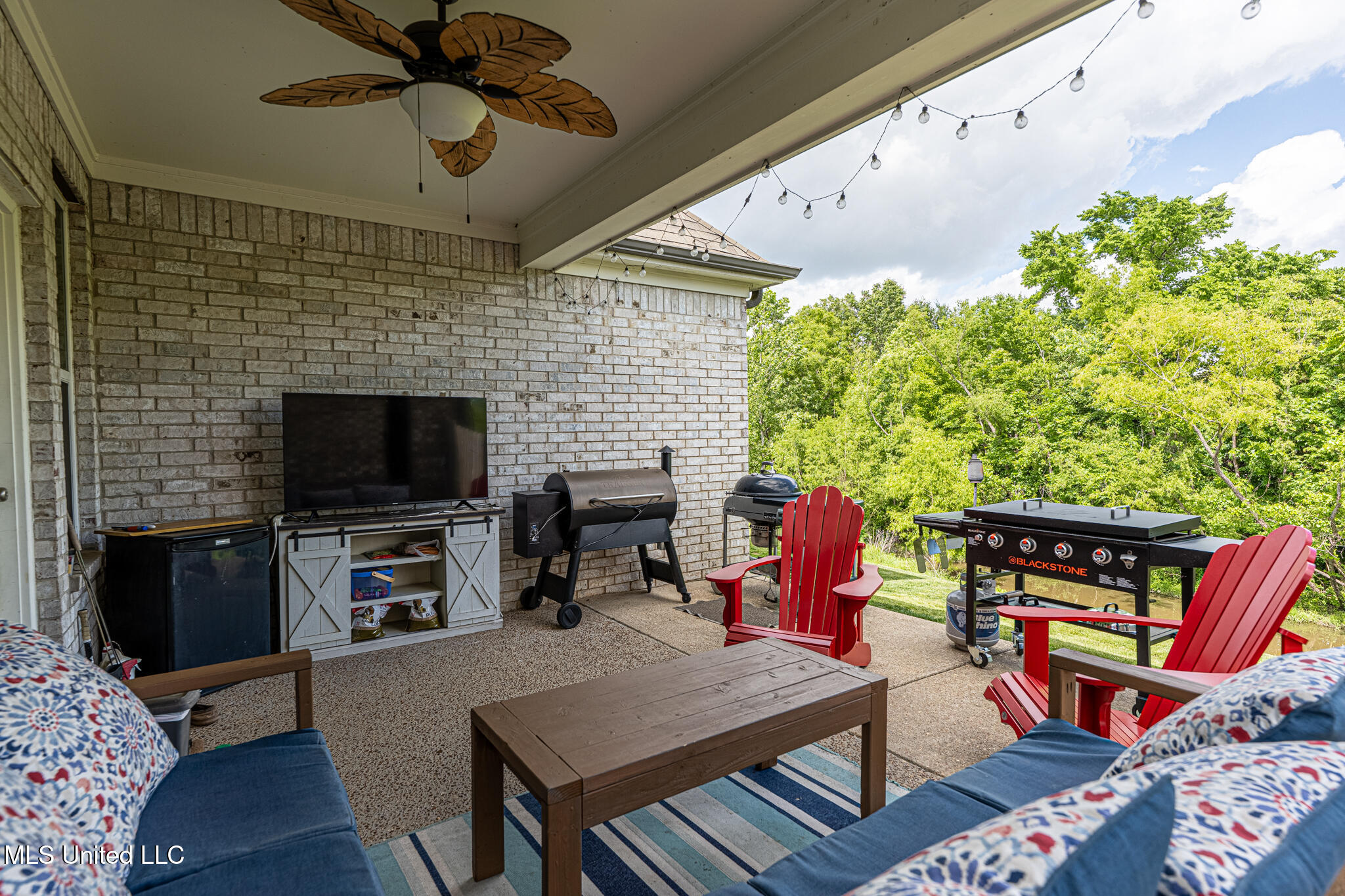6750 Whooper Swan Drive, Olive Branch, Mississippi image 19