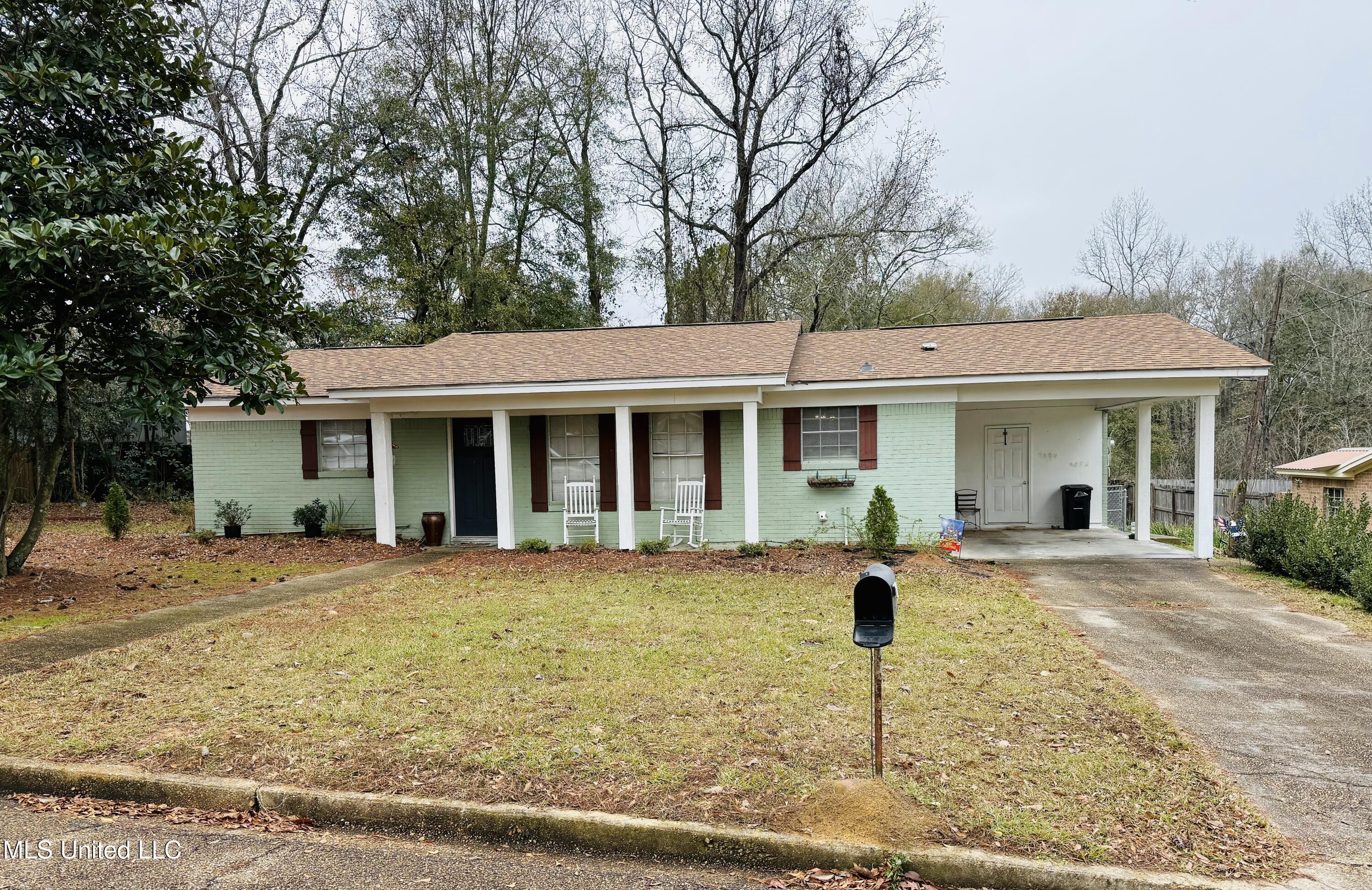 502 NW Kennedy Drive, Magee, Mississippi image 1