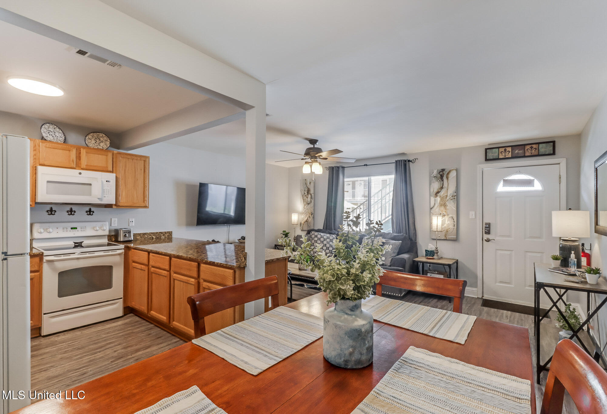 1664 Beach Blvd. Blvd #110, Biloxi, Mississippi image 13