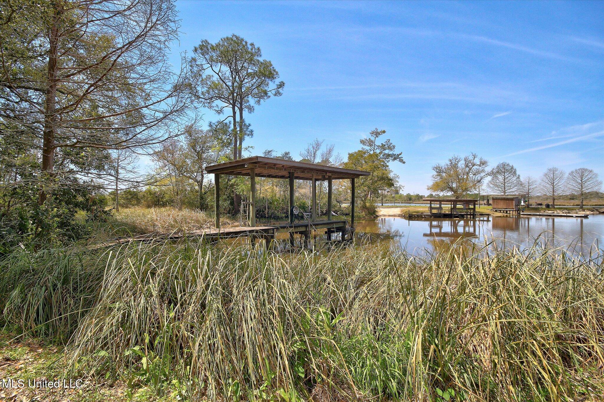 10242 Webb Lane, Biloxi, Mississippi image 40