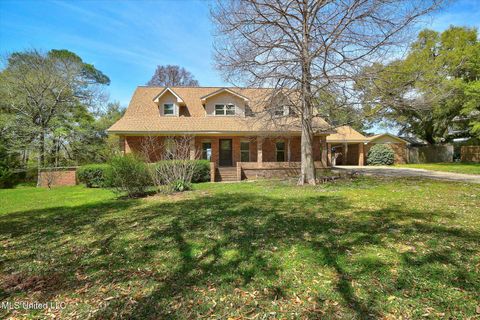 Homes For Sale - 10242 Webb Lane<br/> Harrison County, Biloxi, MS 39532