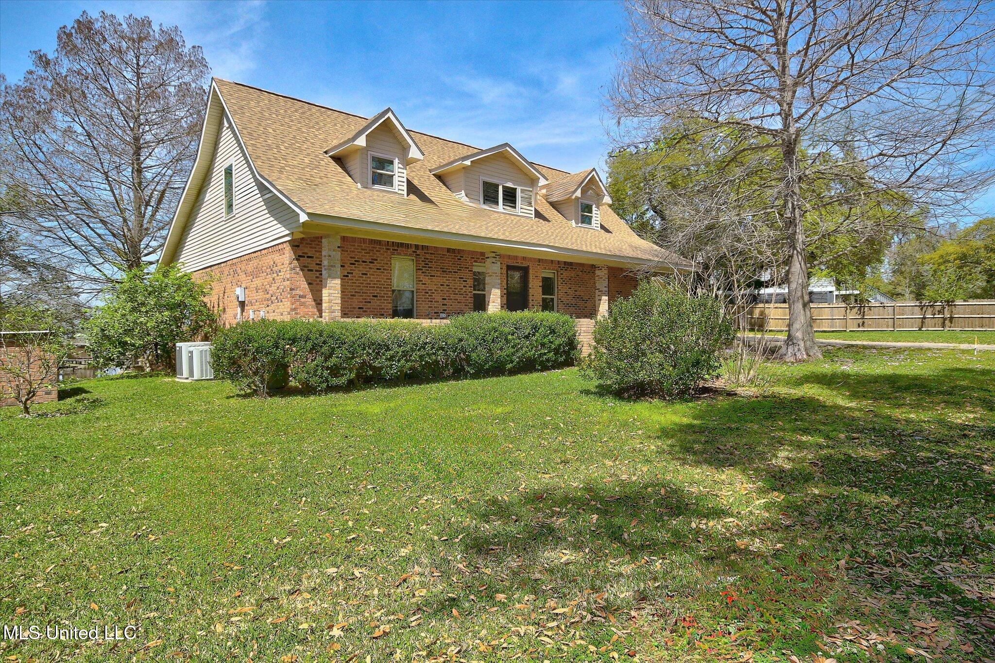 10242 Webb Lane, Biloxi, Mississippi image 3