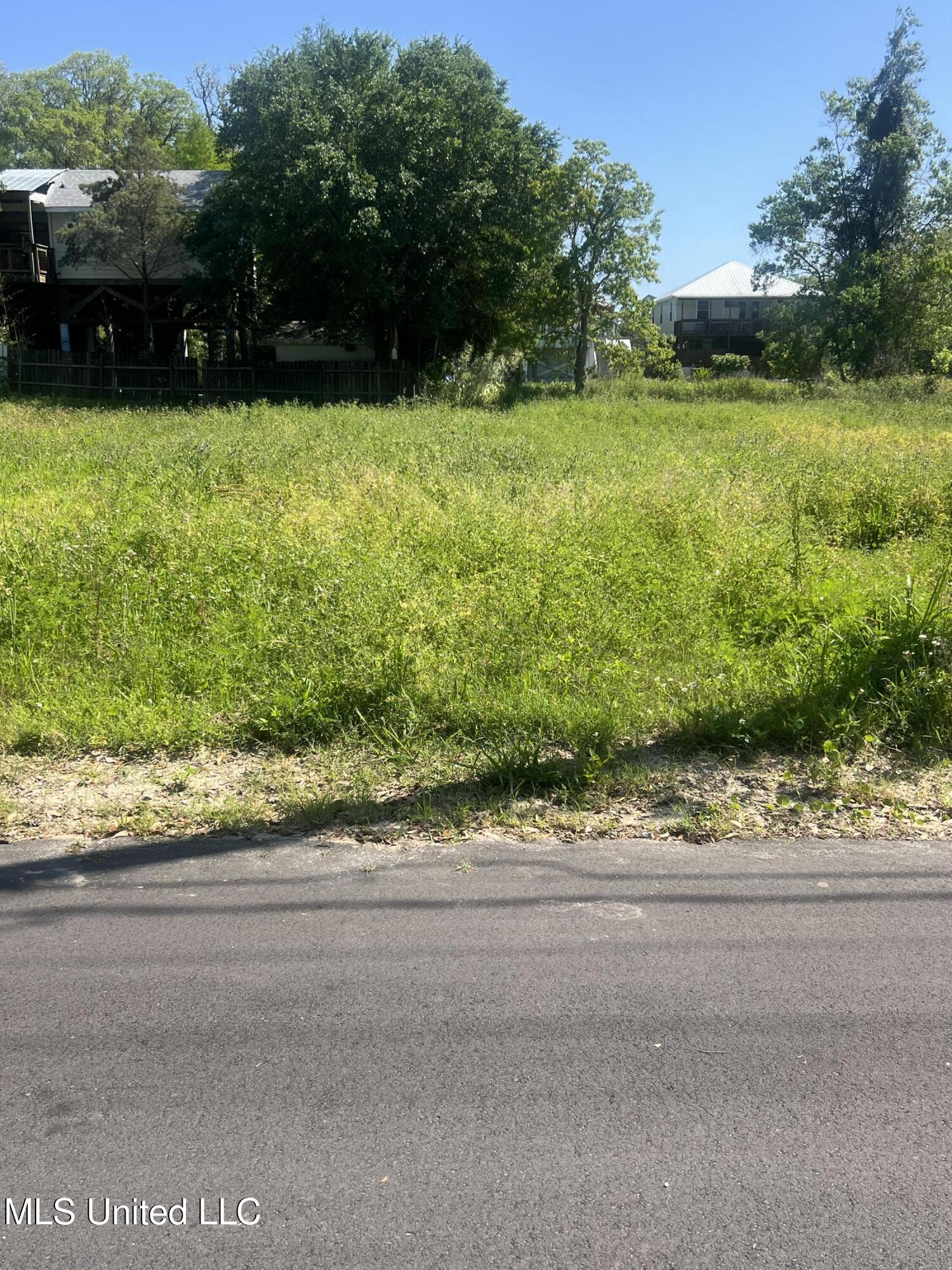 375 Pearl Street, Biloxi, Mississippi image 1