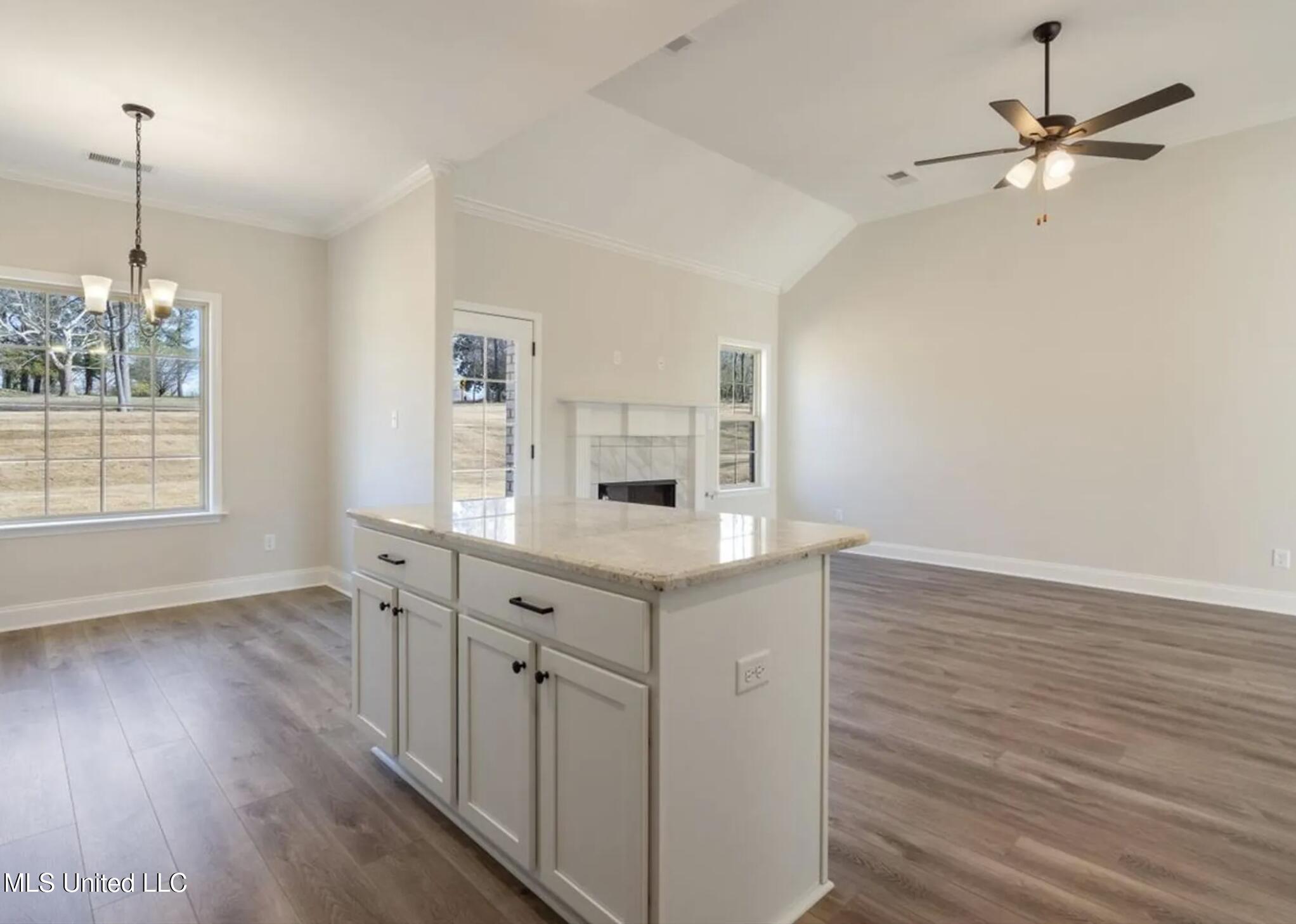 3752 Roland Drive, Southaven, Mississippi image 10