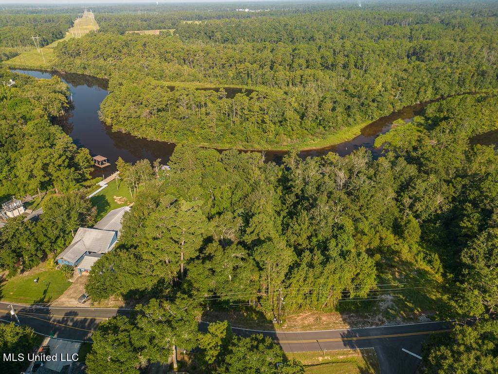 104215 Bayou Drive, Diamondhead, Mississippi image 1