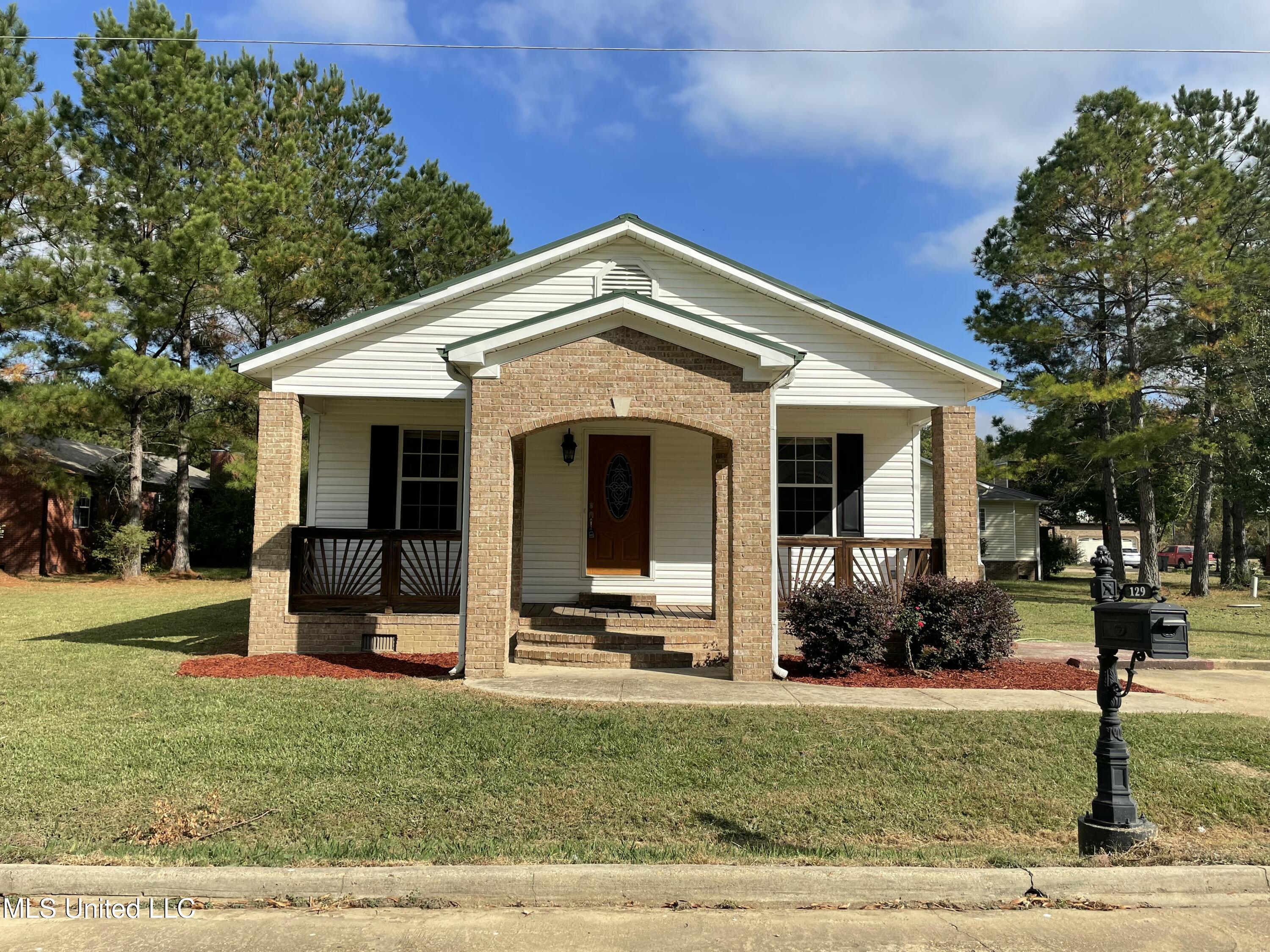 129 Alpine Drive, Starkville, Mississippi image 1