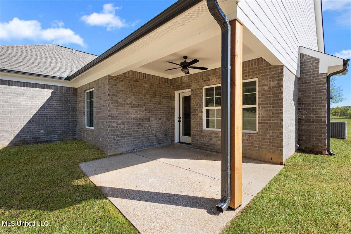 1184 Creekside Lane, Hernando, Mississippi image 35