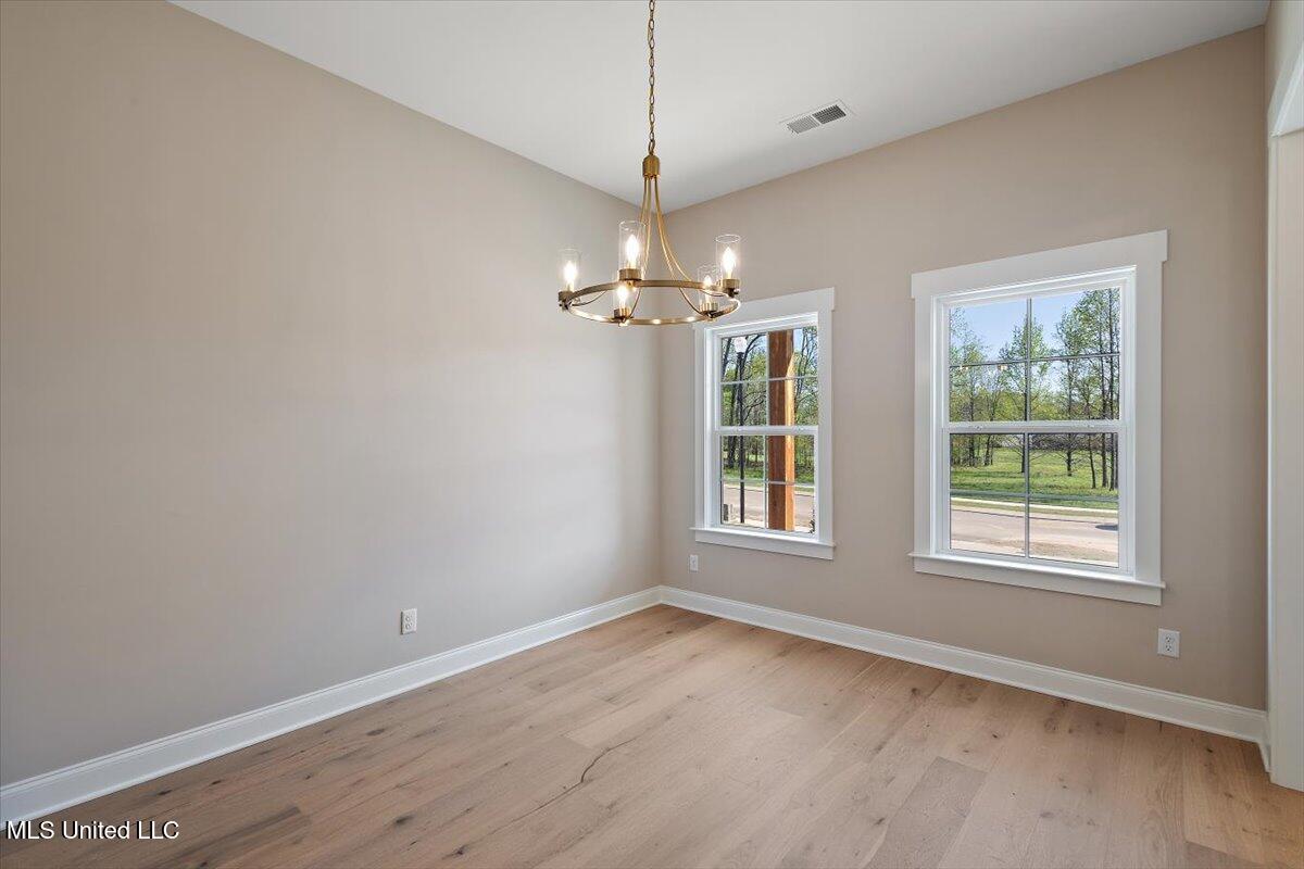 1184 Creekside Lane, Hernando, Mississippi image 9