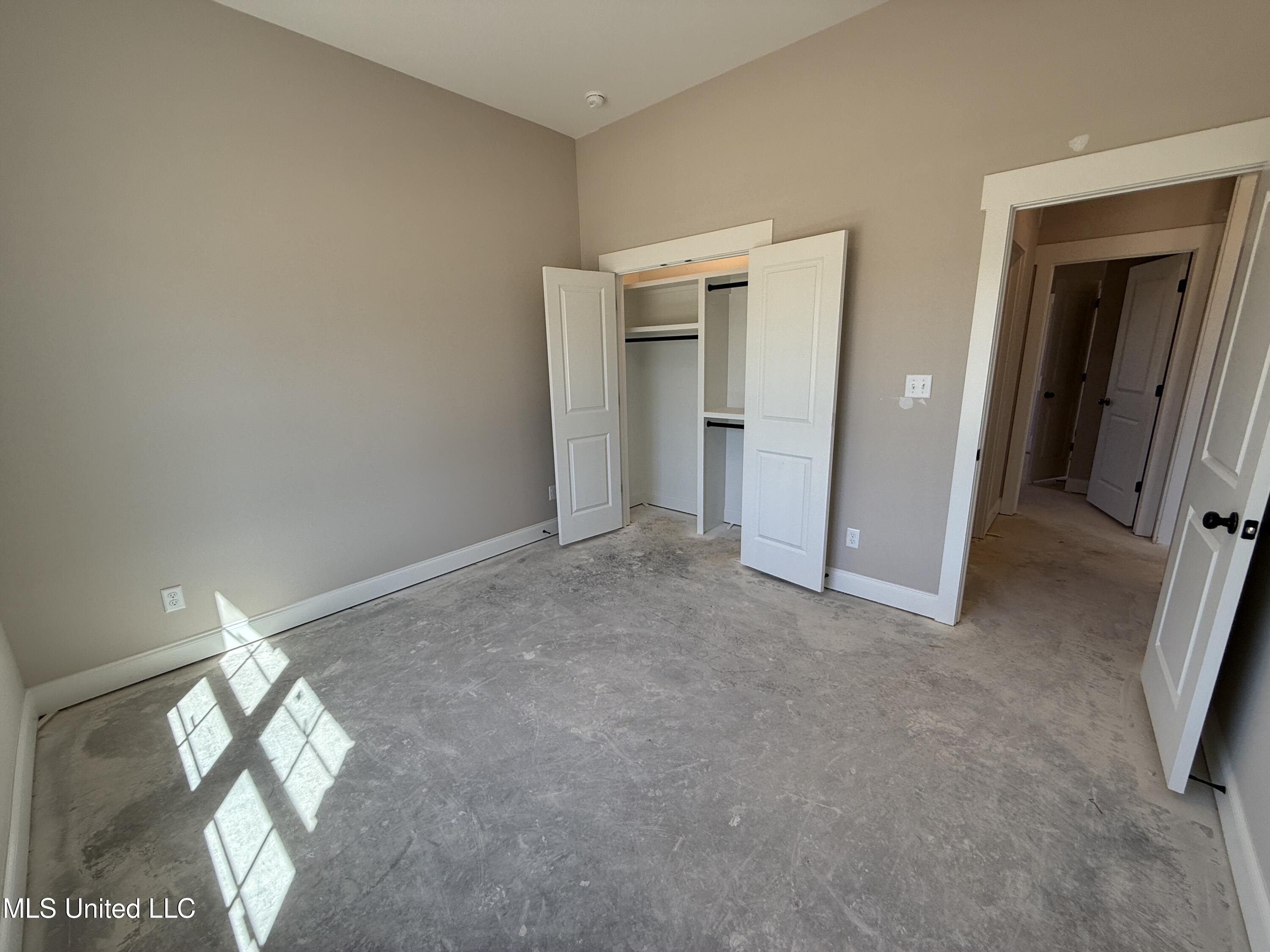 1184 Creekside Lane, Hernando, Mississippi image 30