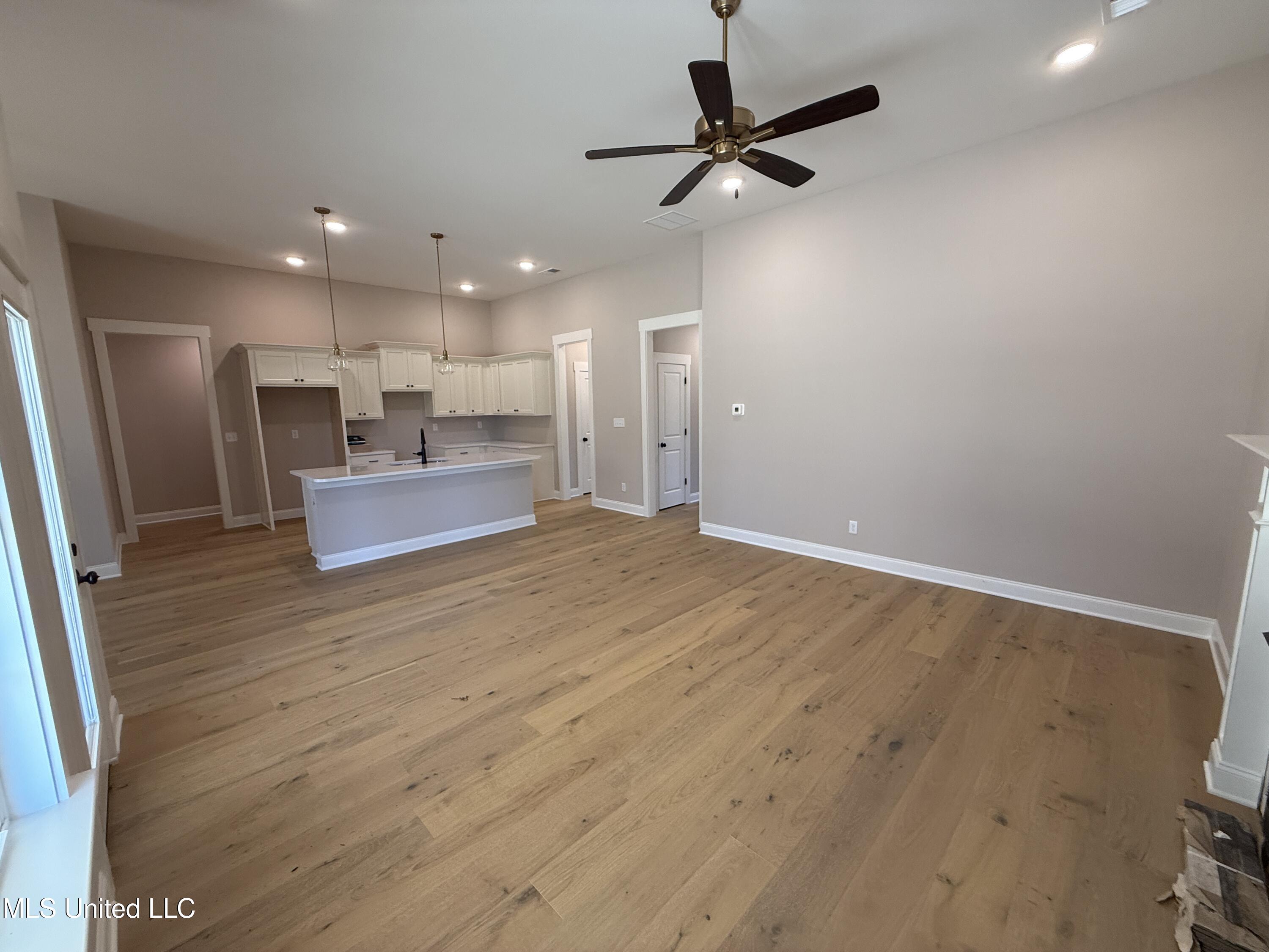1184 Creekside Lane, Hernando, Mississippi image 9