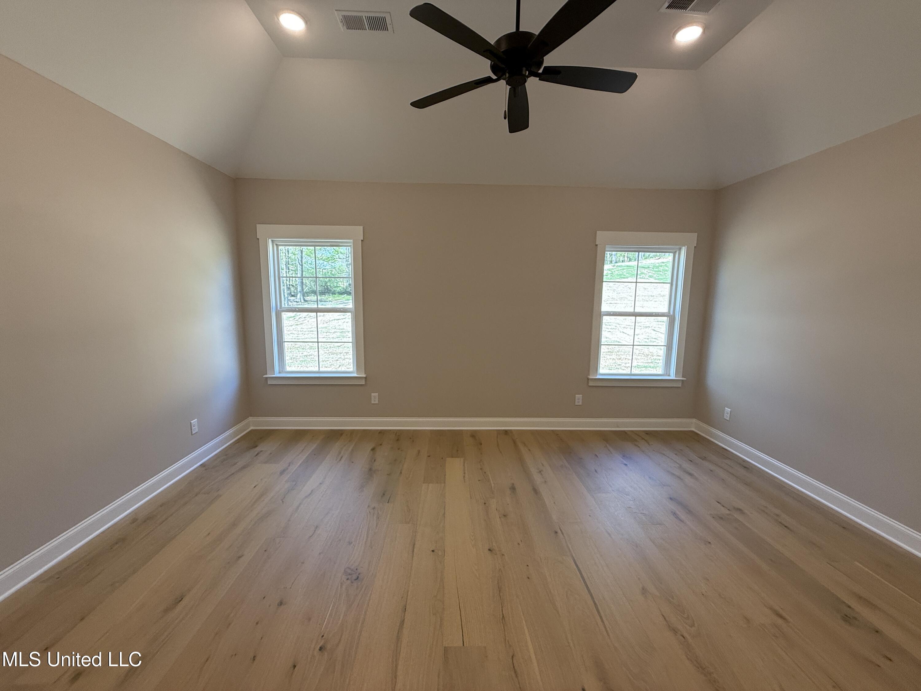 1184 Creekside Lane, Hernando, Mississippi image 18
