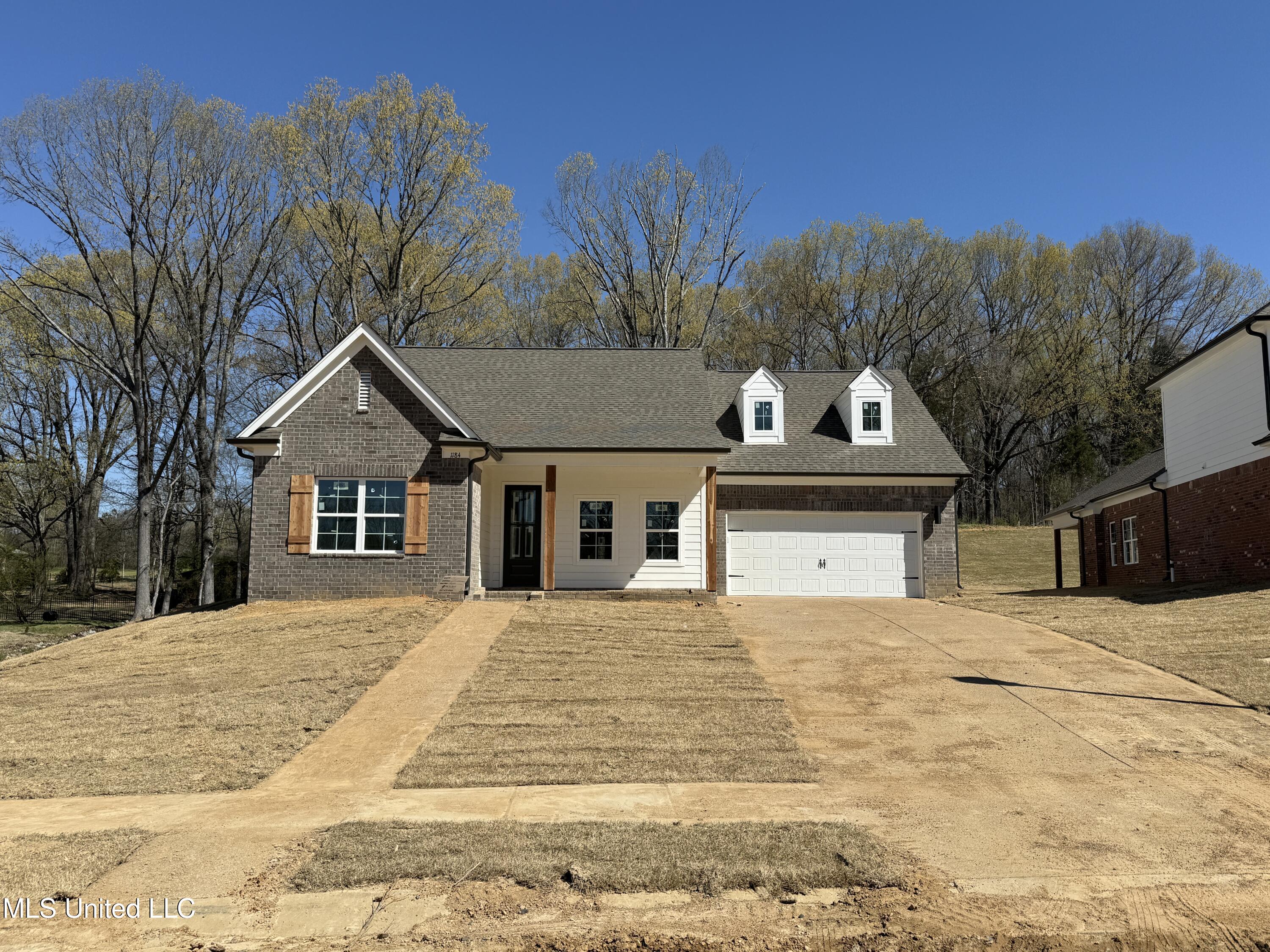 1184 Creekside Lane, Hernando, Mississippi image 2