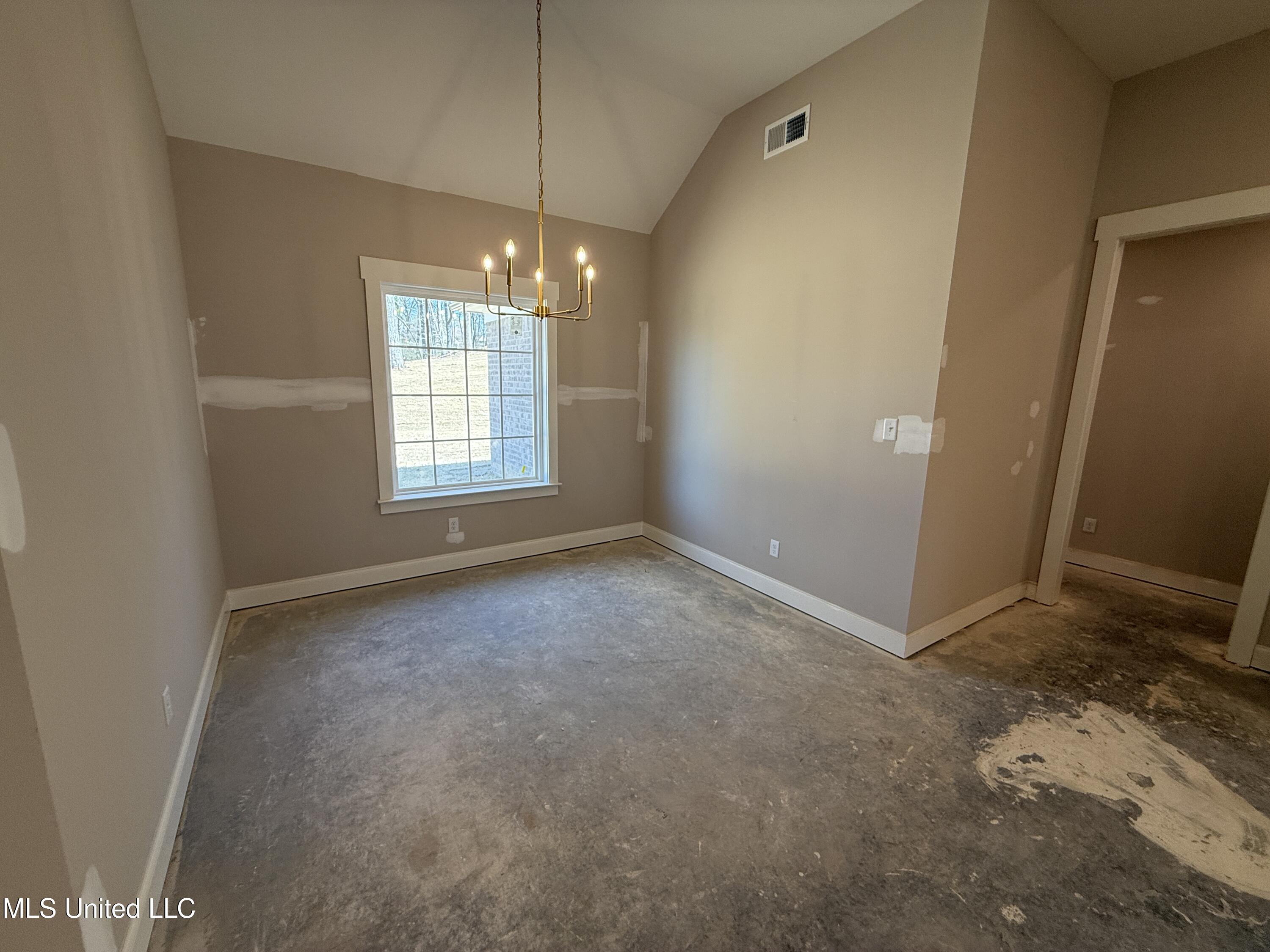 1184 Creekside Lane, Hernando, Mississippi image 14
