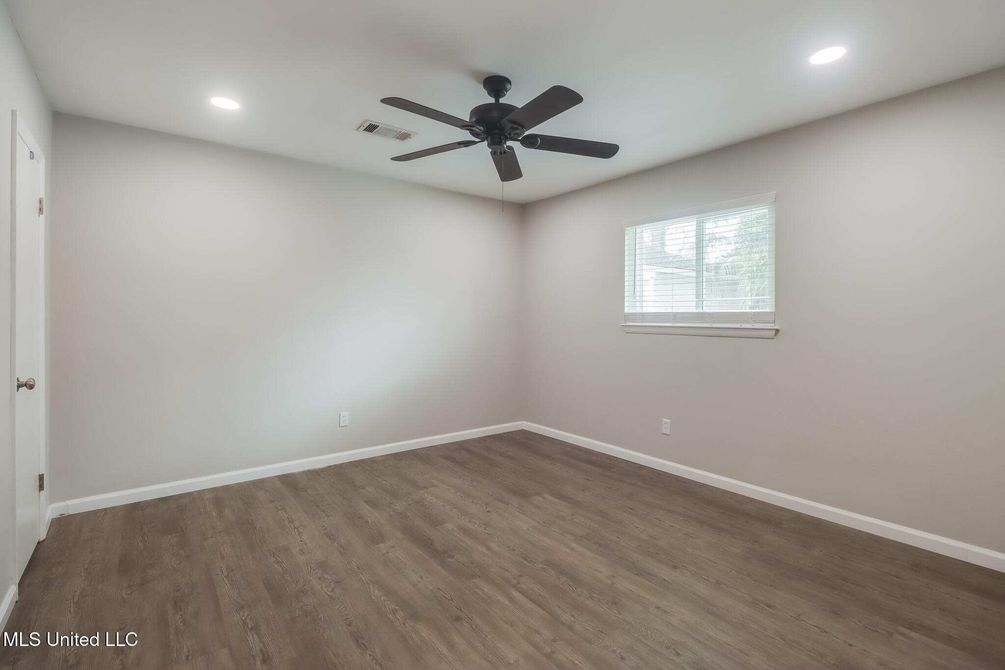 114 Driftwood Drive, Long Beach, Mississippi image 13