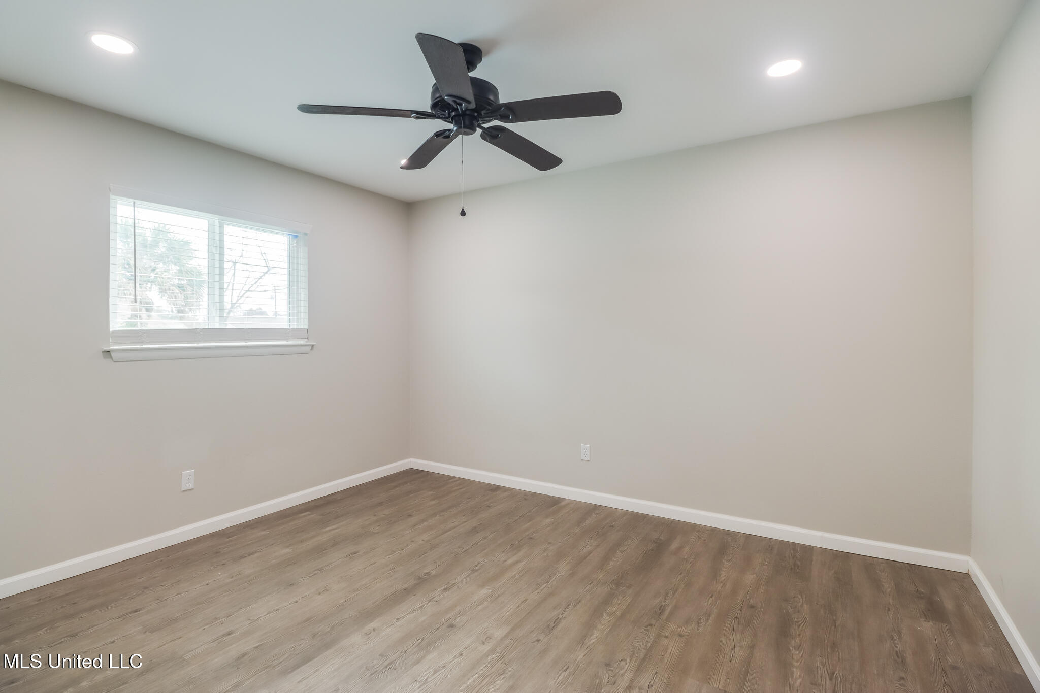 114 Driftwood Drive, Long Beach, Mississippi image 12