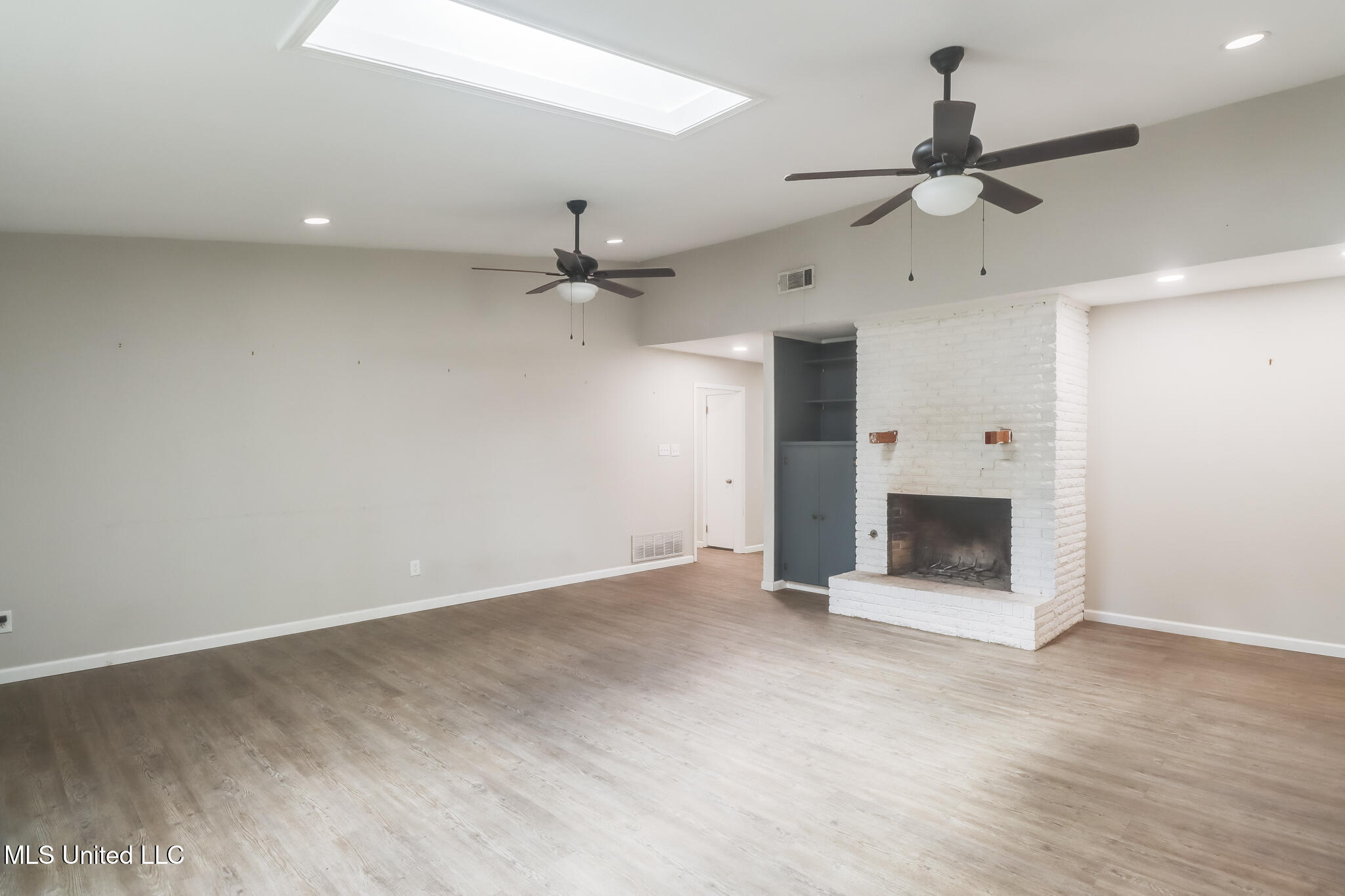 114 Driftwood Drive, Long Beach, Mississippi image 5