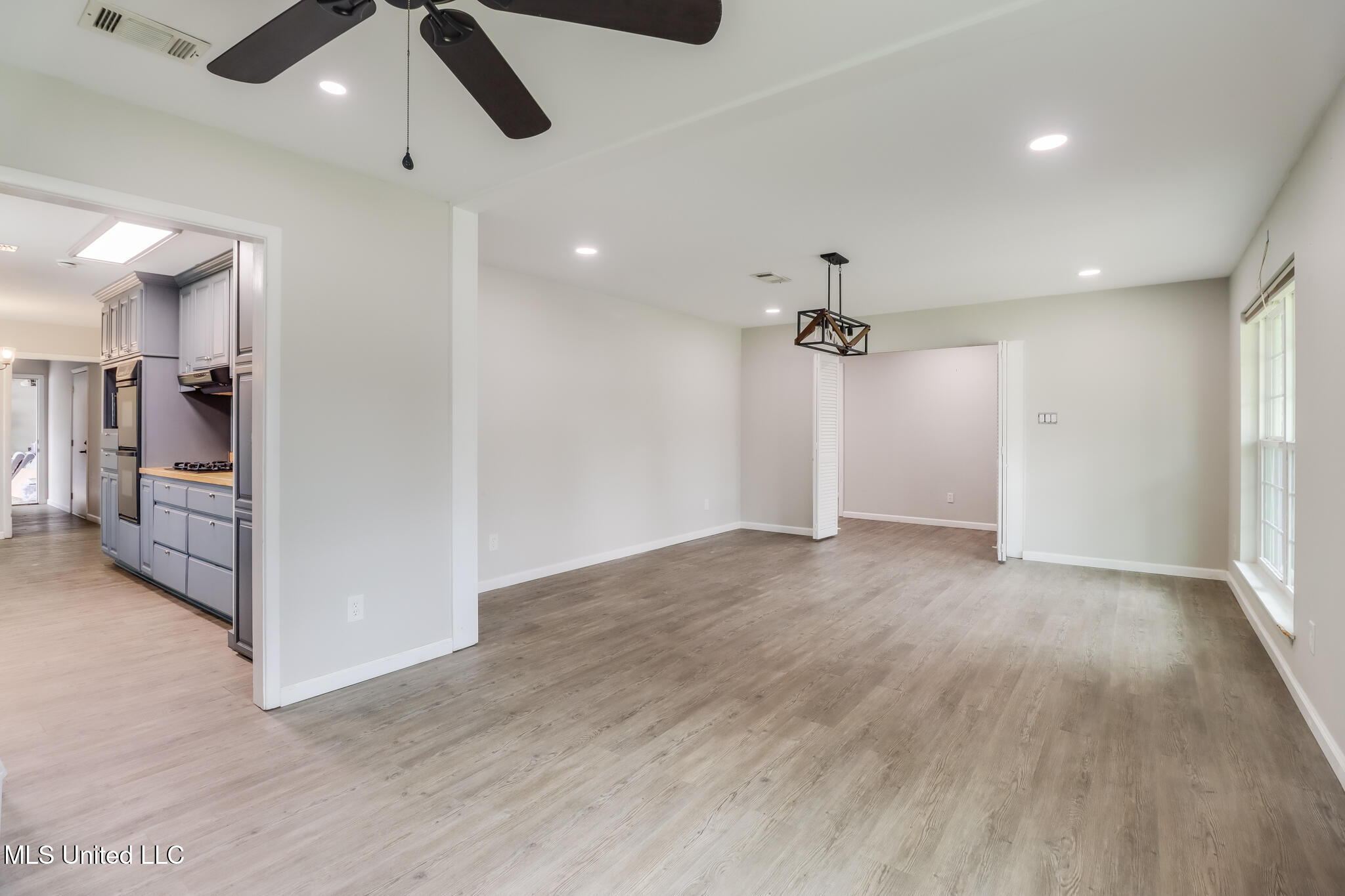 114 Driftwood Drive, Long Beach, Mississippi image 10