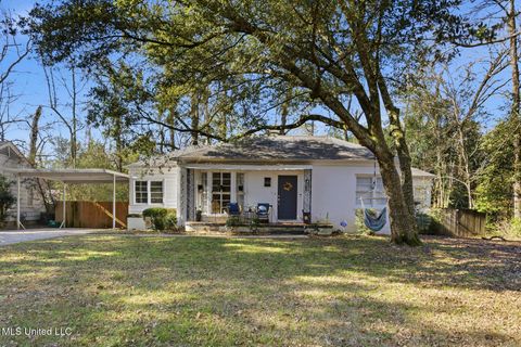 Homes For Sale - 4023 Robin Drive<br/> Jackson, MS 39206