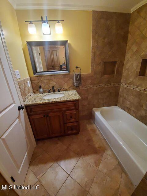22165 Derrick Road, Pass Christian, Mississippi image 3