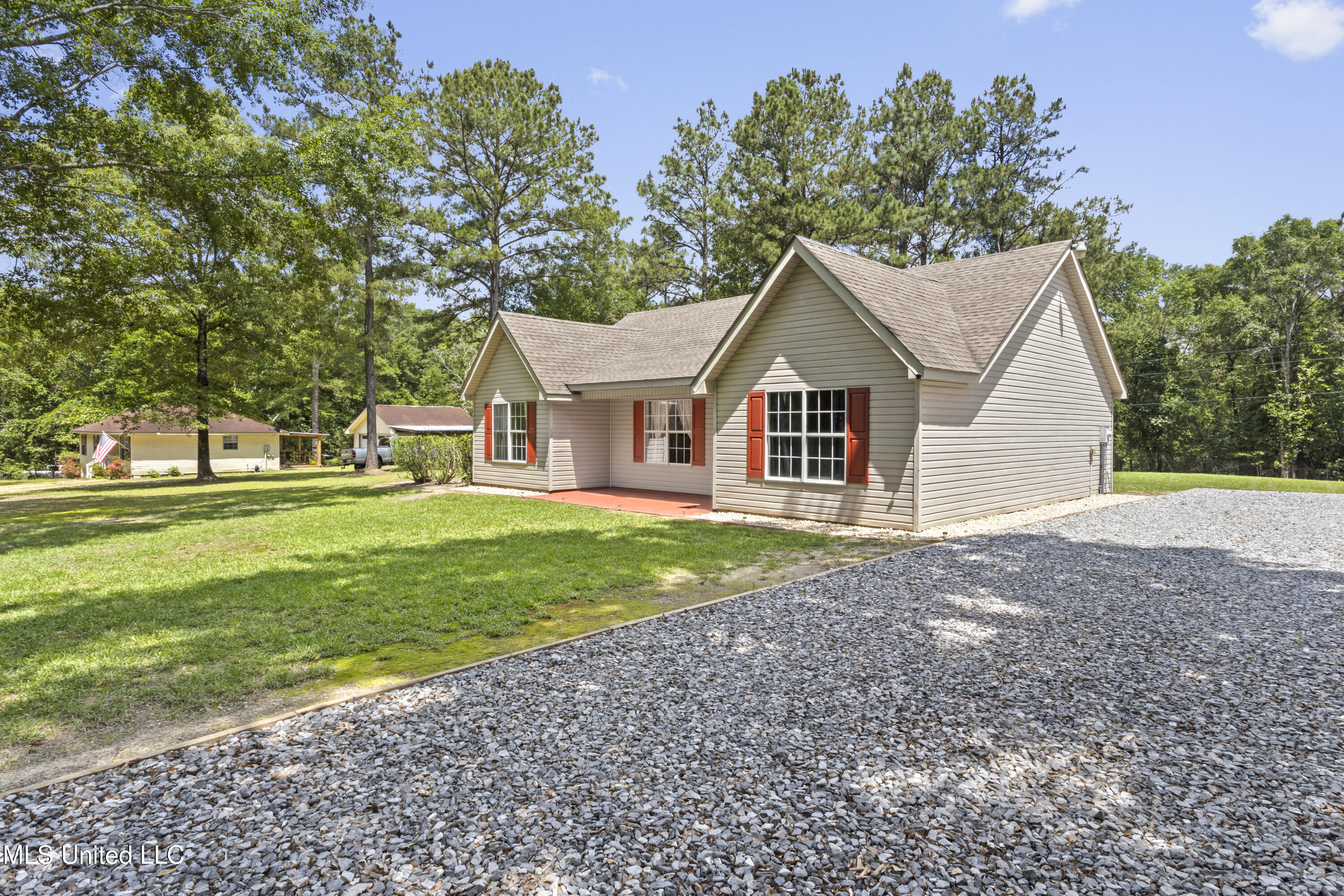 34 Cobb Road, Wiggins, Mississippi image 2
